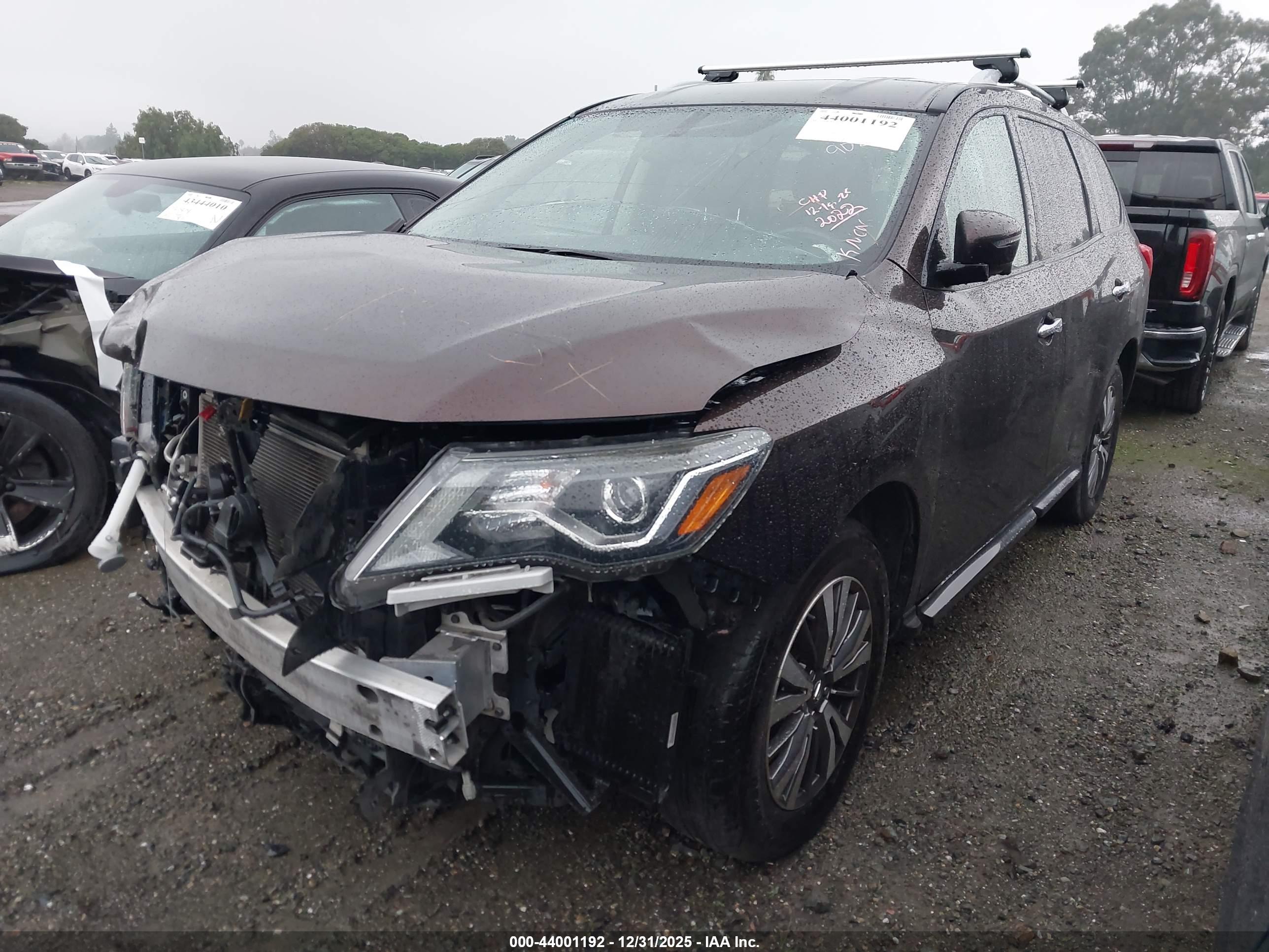 NISSAN PATHFINDER image 2