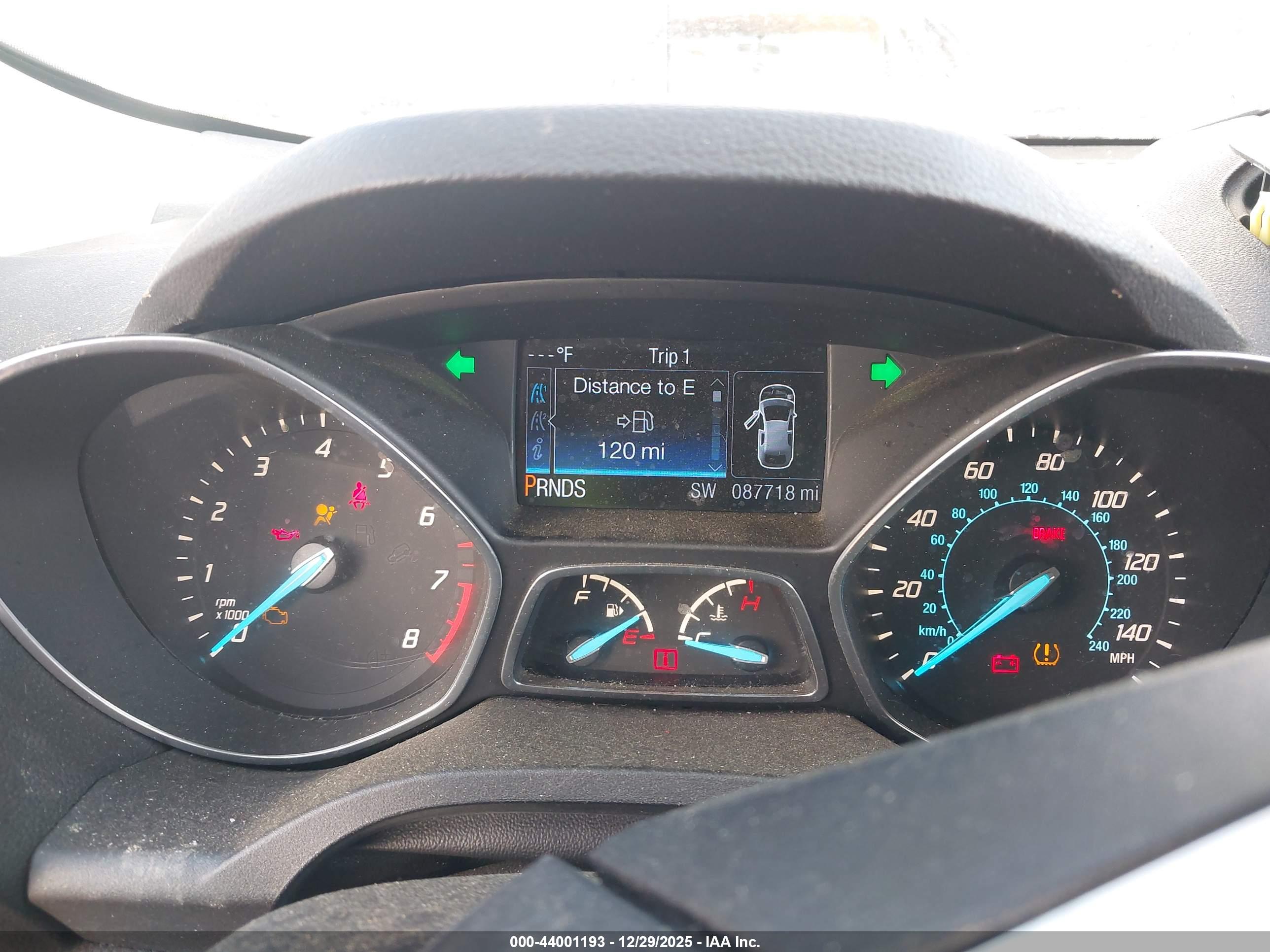 FORD ESCAPE image 7