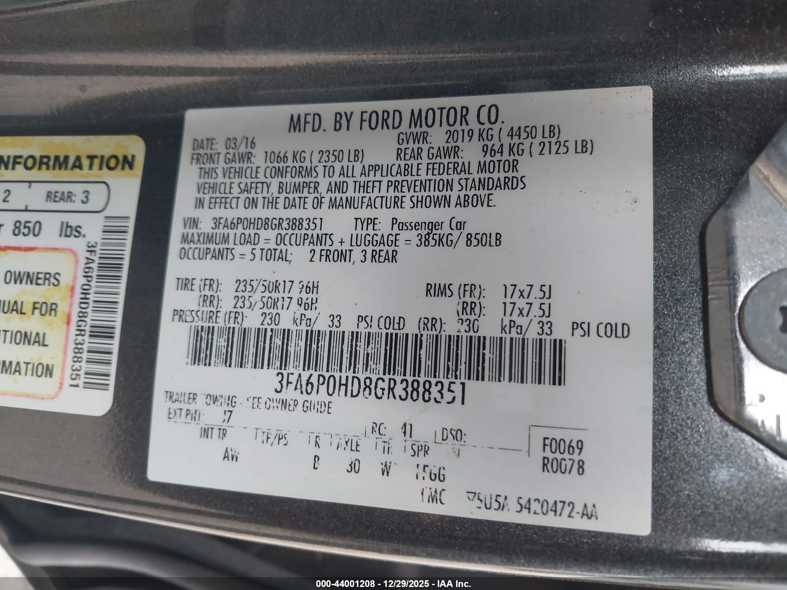 FORD FUSION image 9