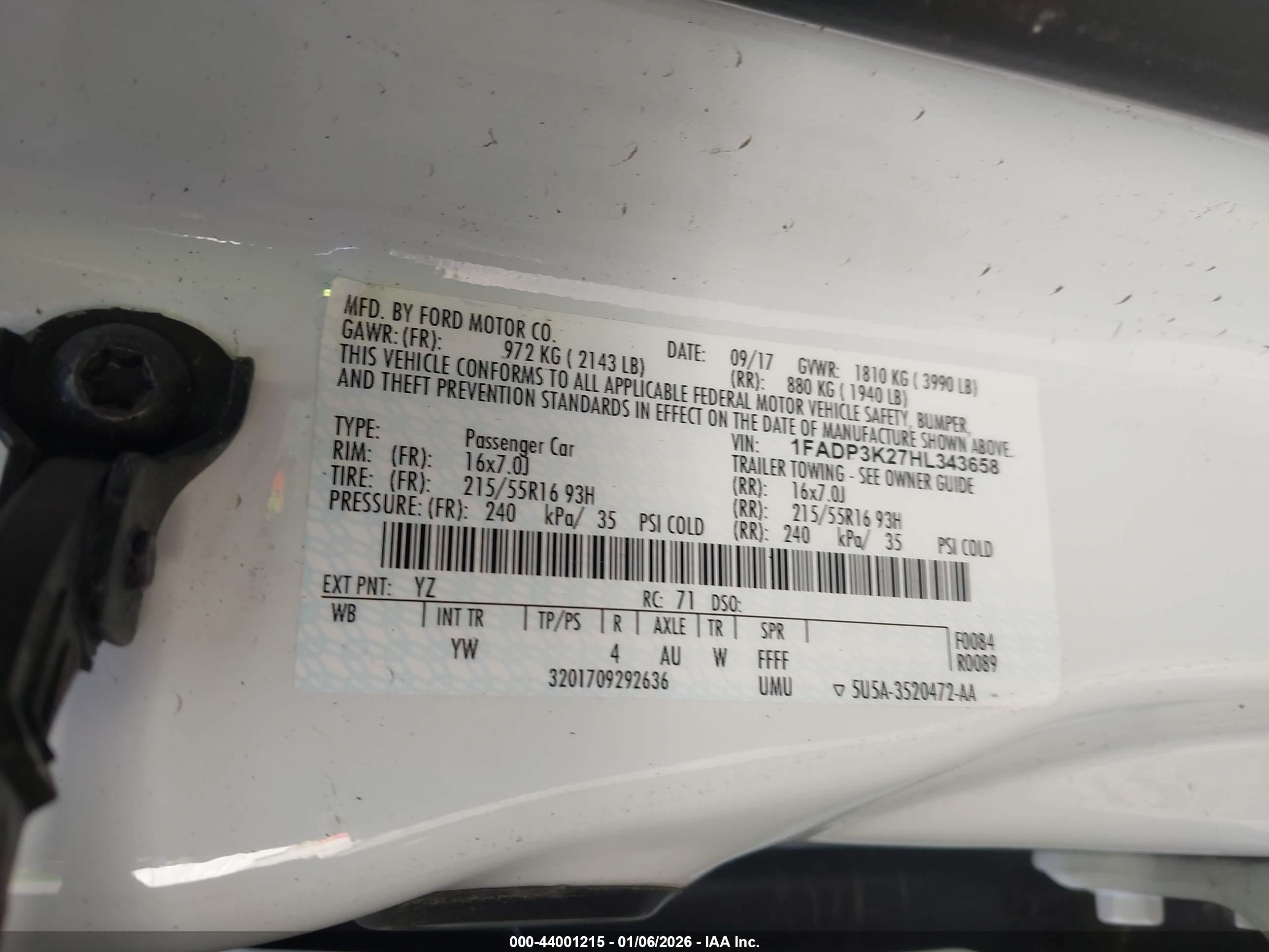FORD FOCUS image 9