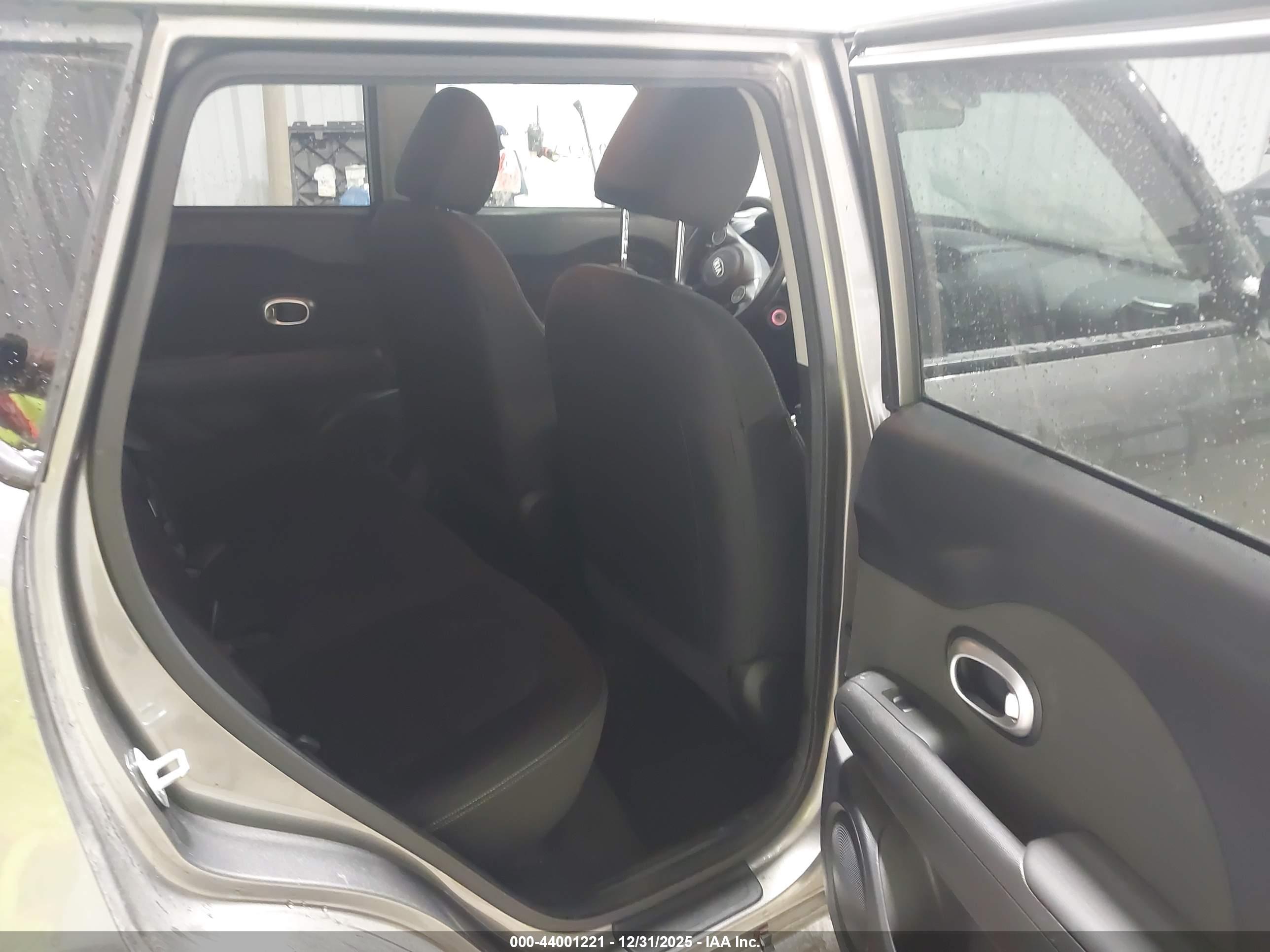 KIA SOUL image 8
