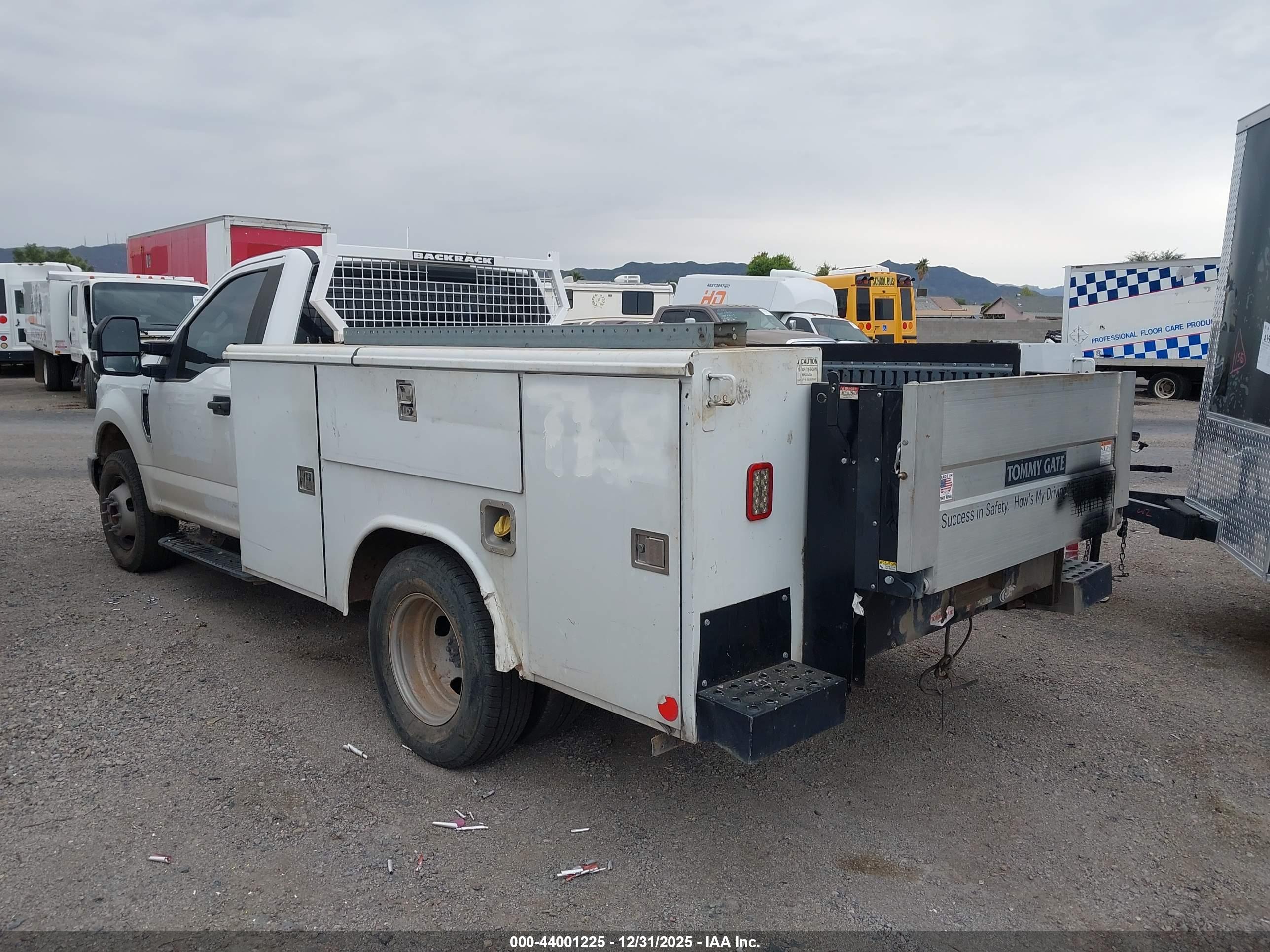 FORD F-350 image 3