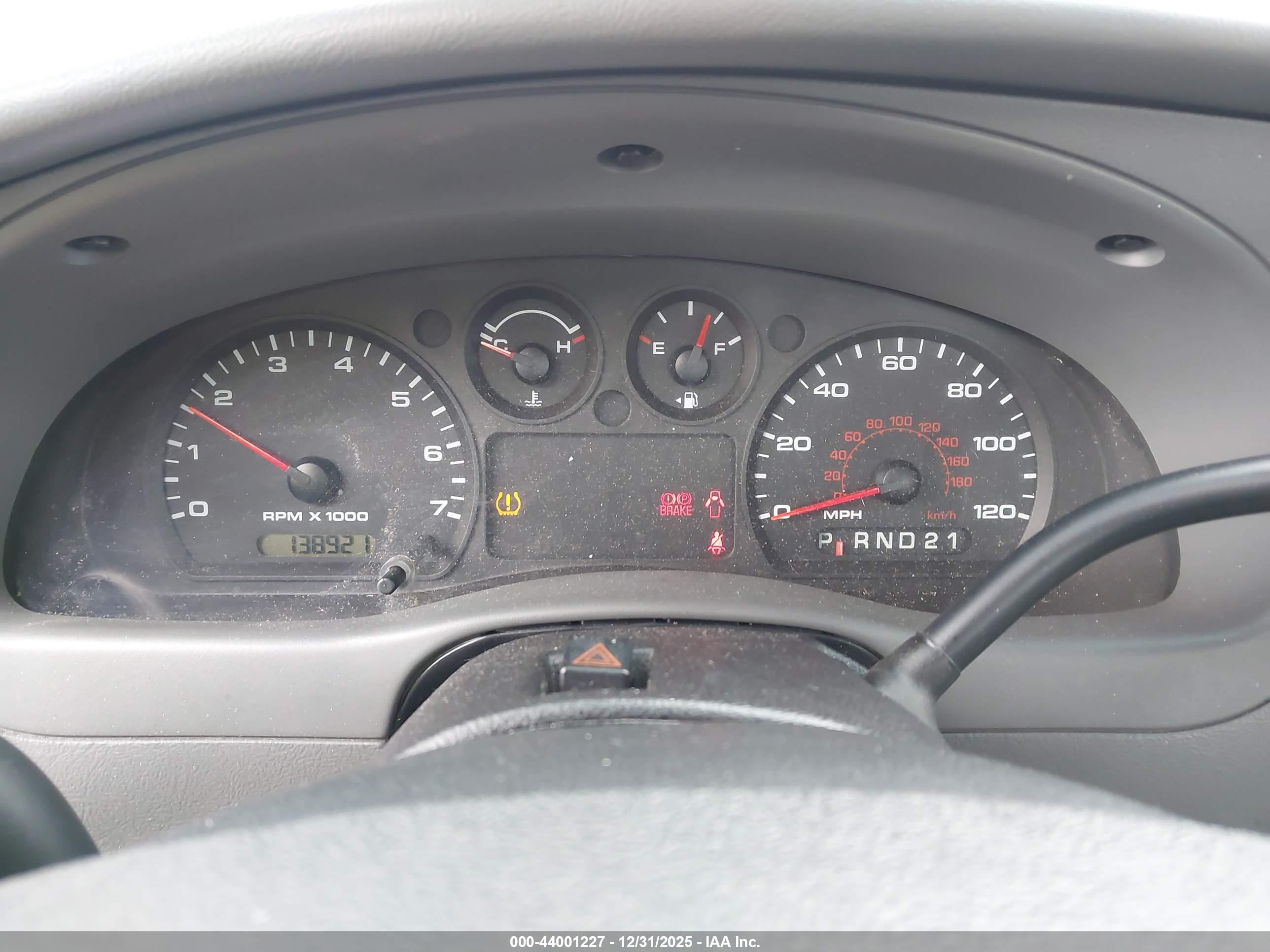 FORD RANGER image 7