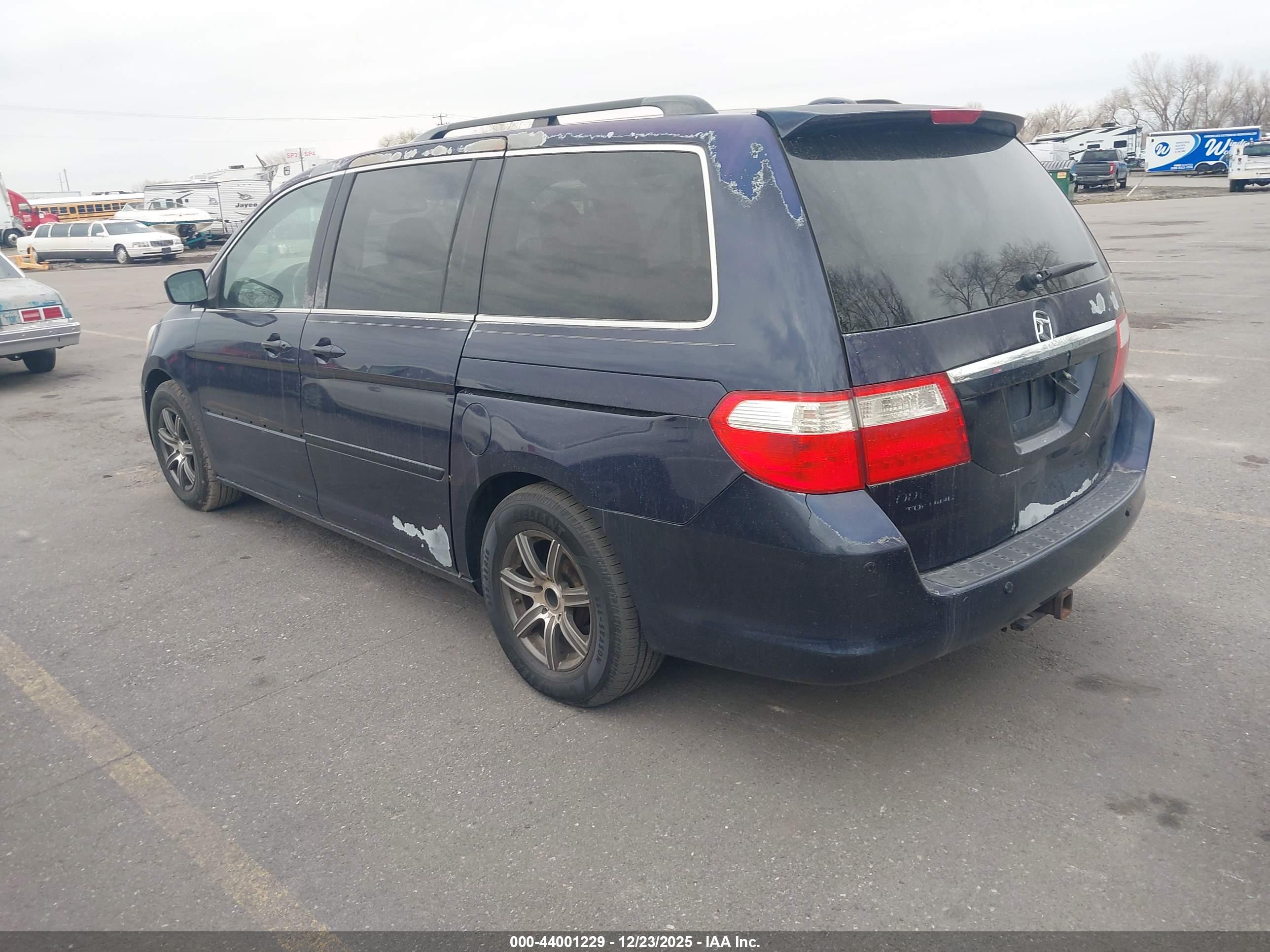 HONDA ODYSSEY image 3