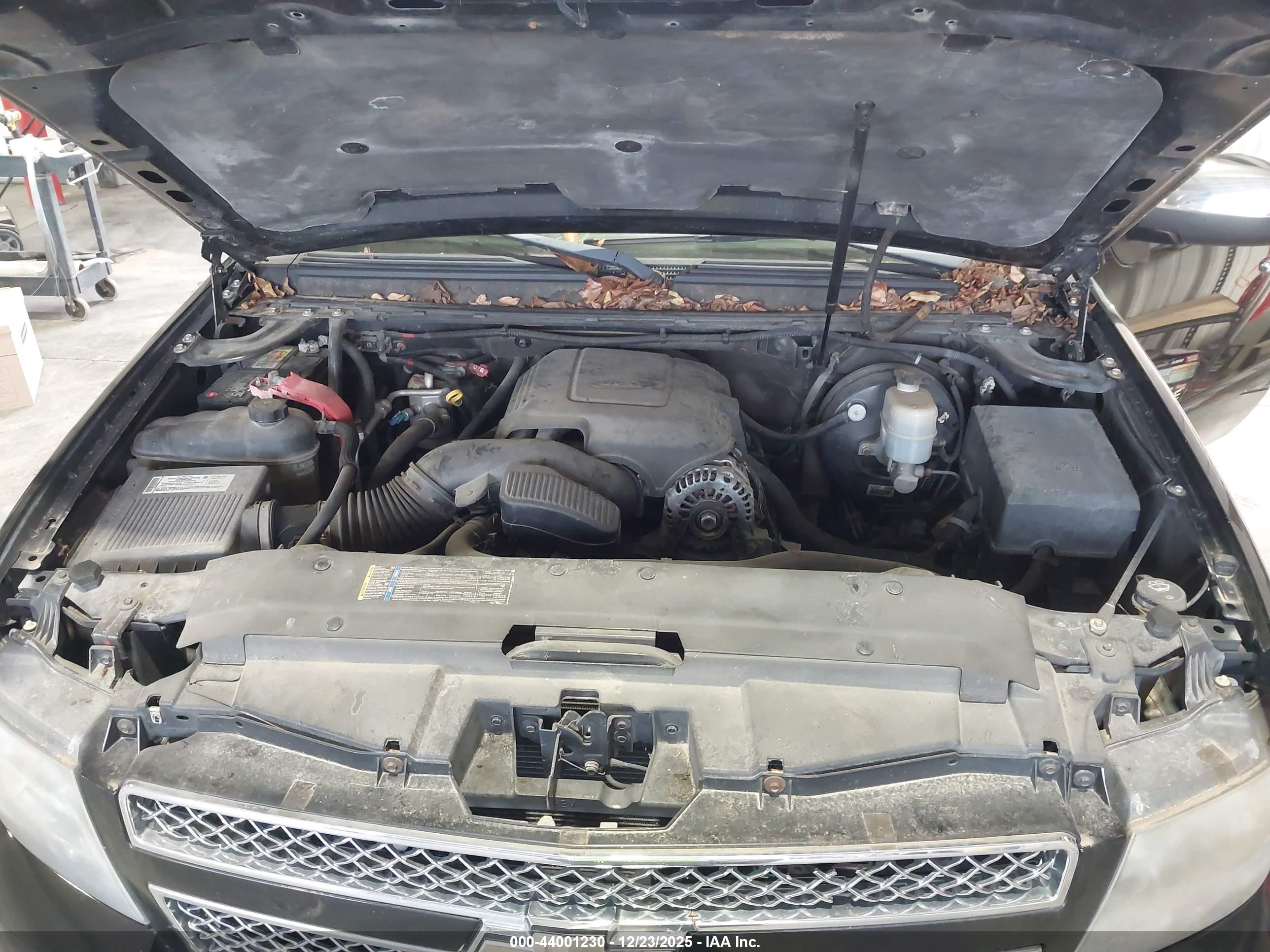 CHEVROLET AVALANCHE image 10