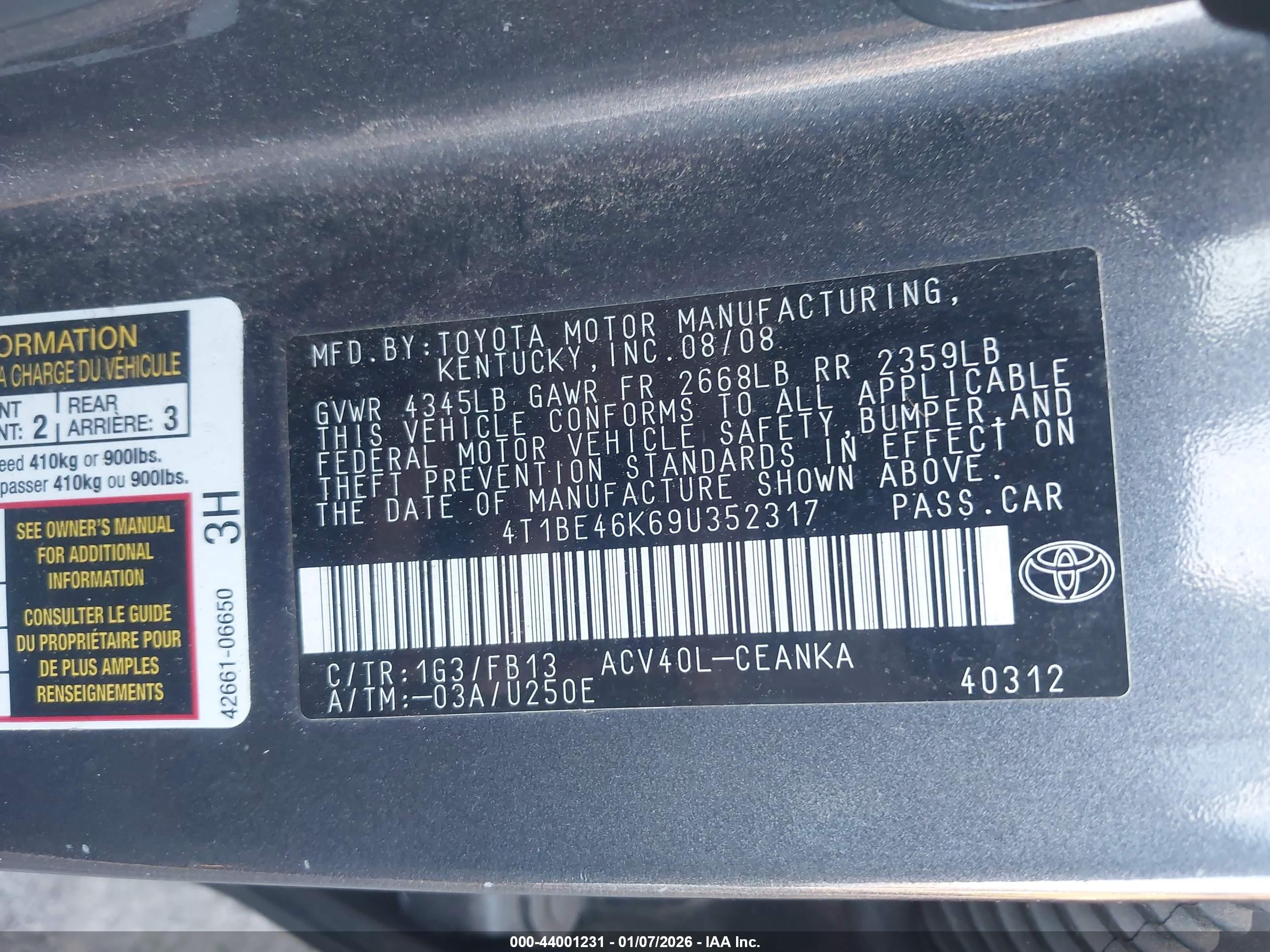 TOYOTA CAMRY image 9
