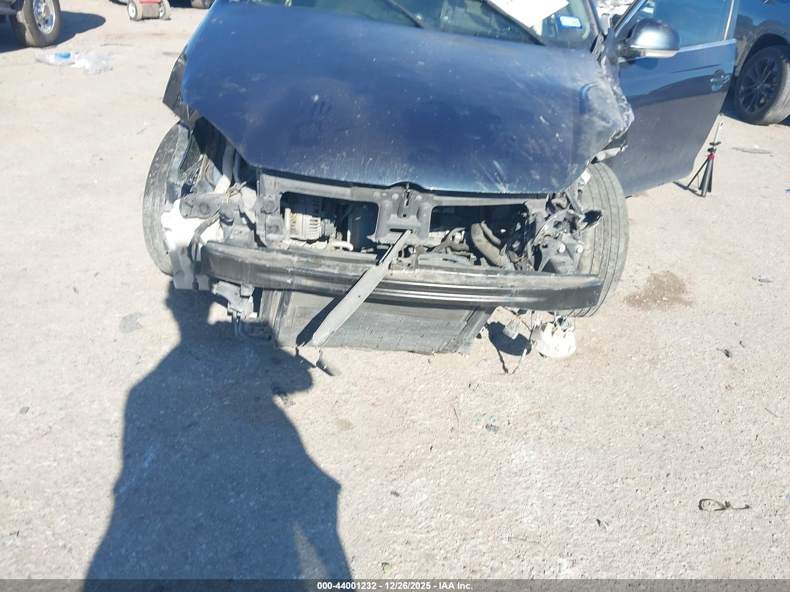VOLKSWAGEN JETTA image 6