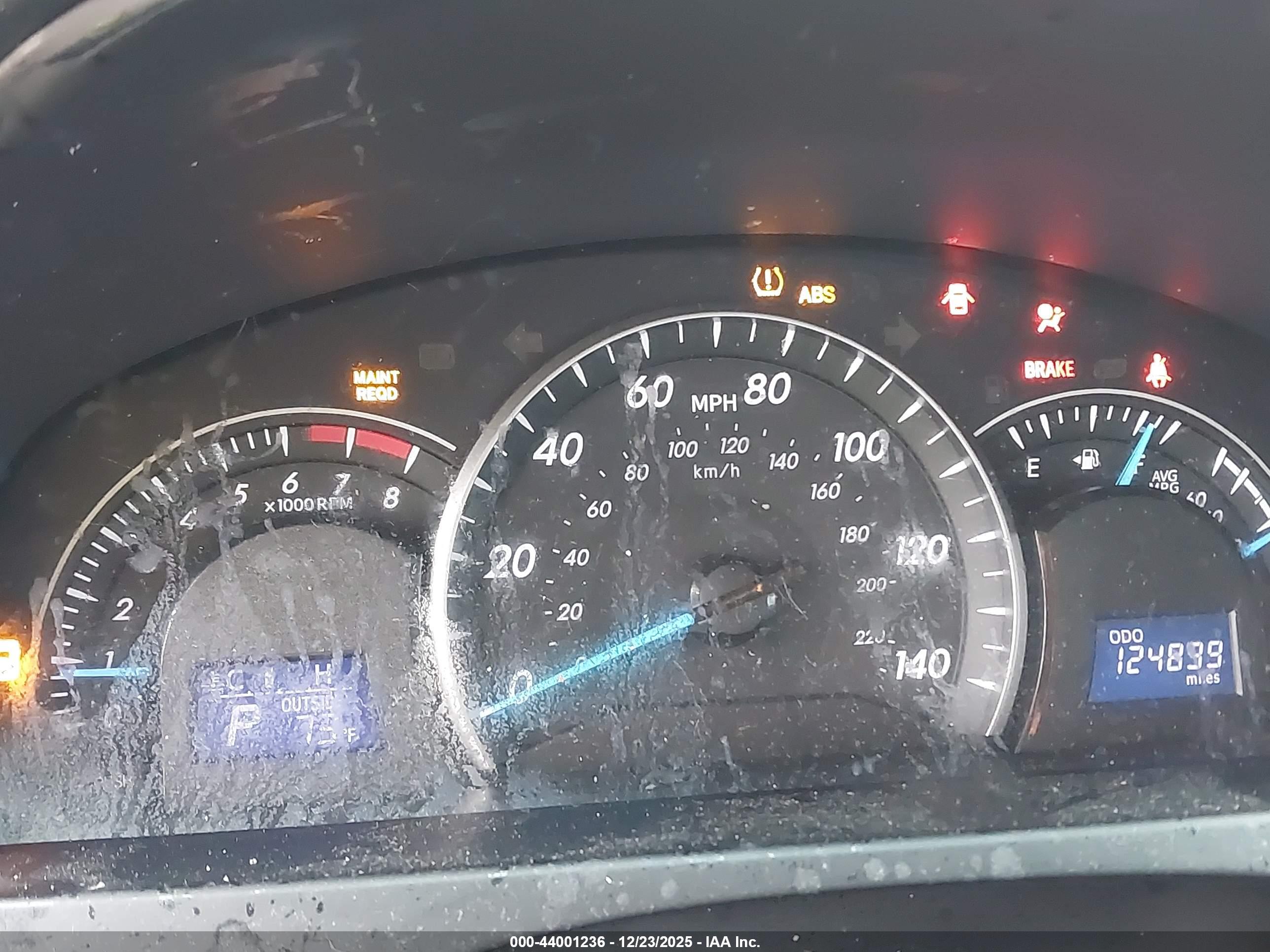 TOYOTA CAMRY image 7