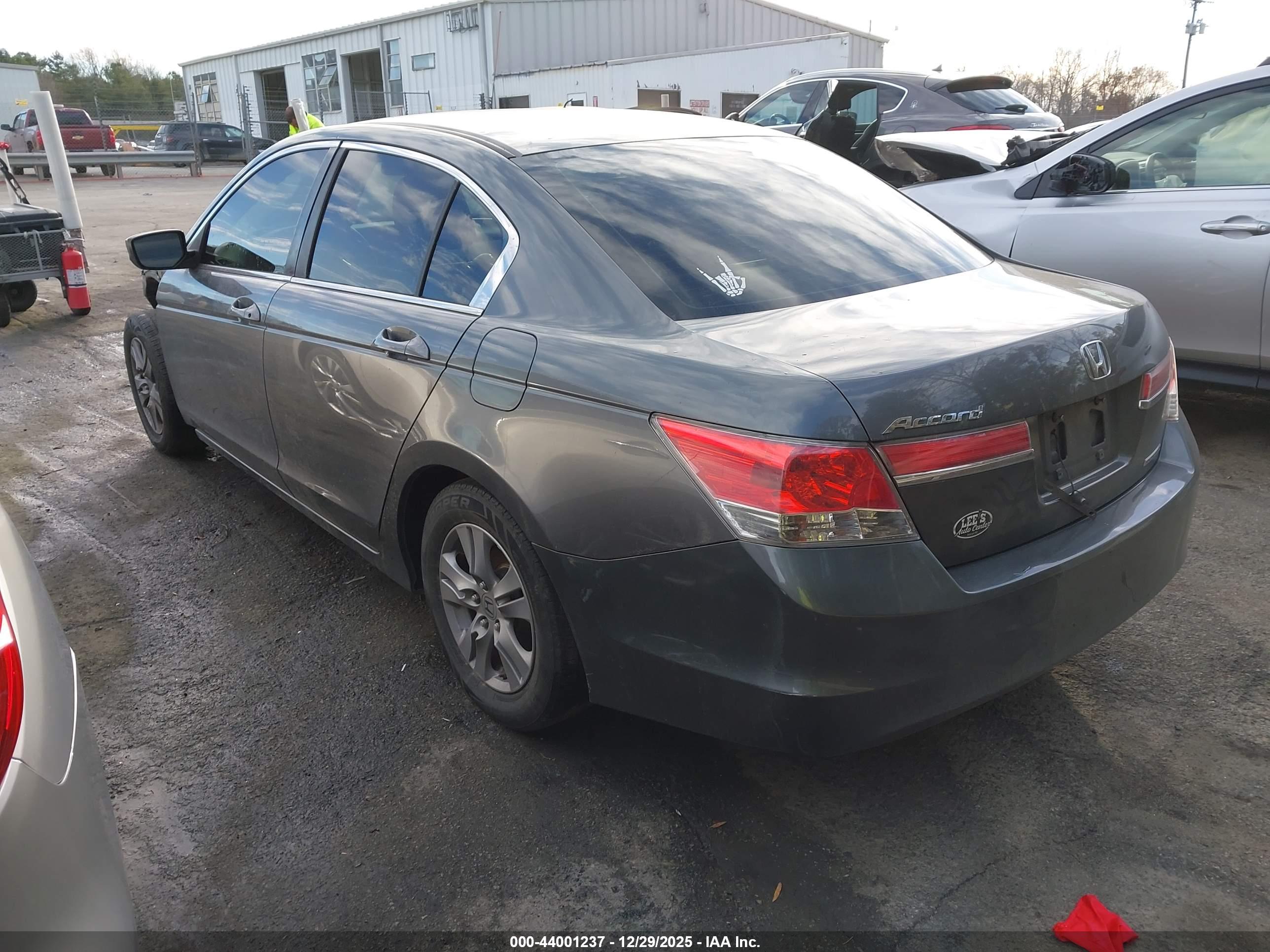 HONDA ACCORD image 3