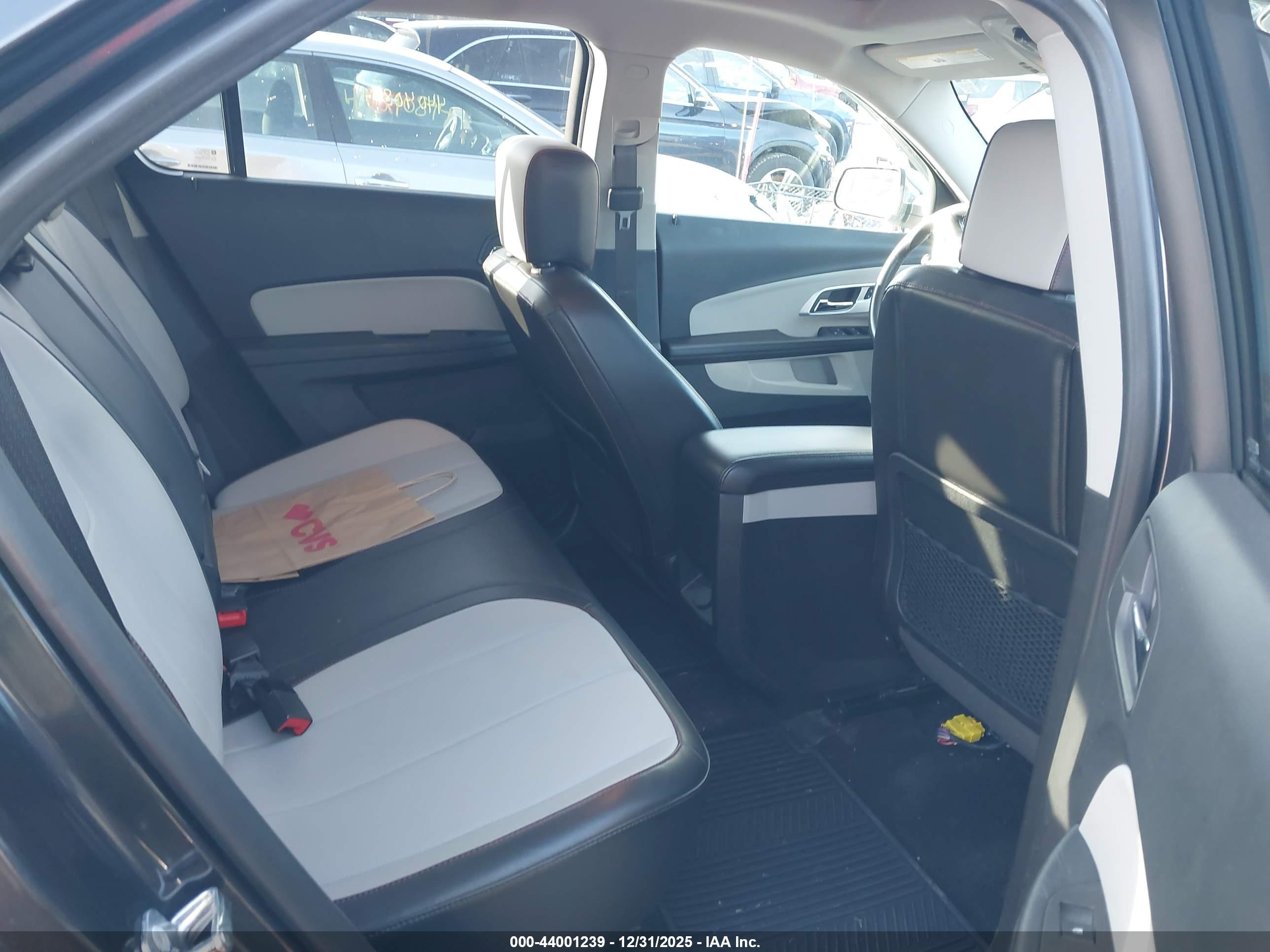 CHEVROLET EQUINOX image 8