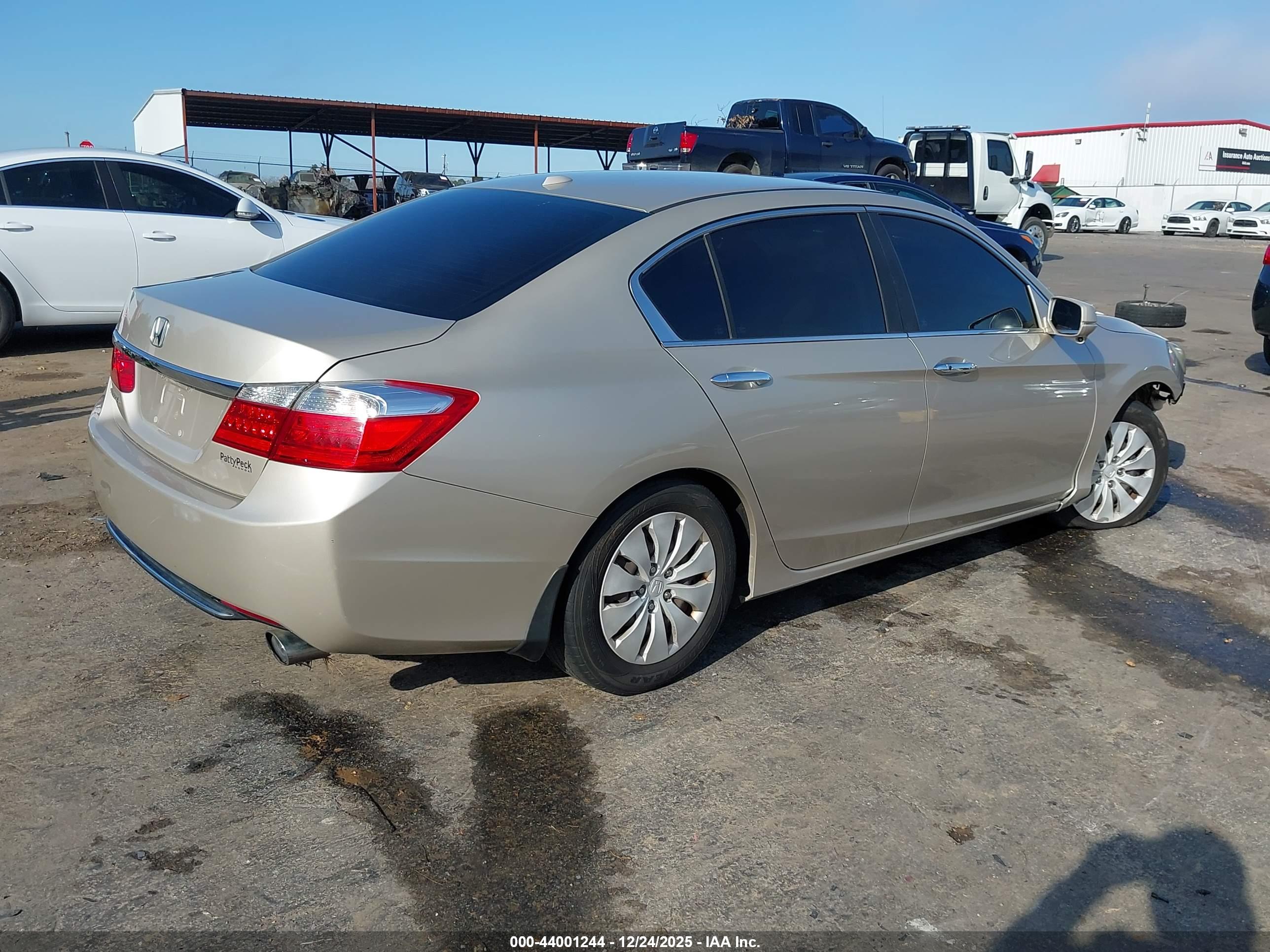 HONDA ACCORD image 4
