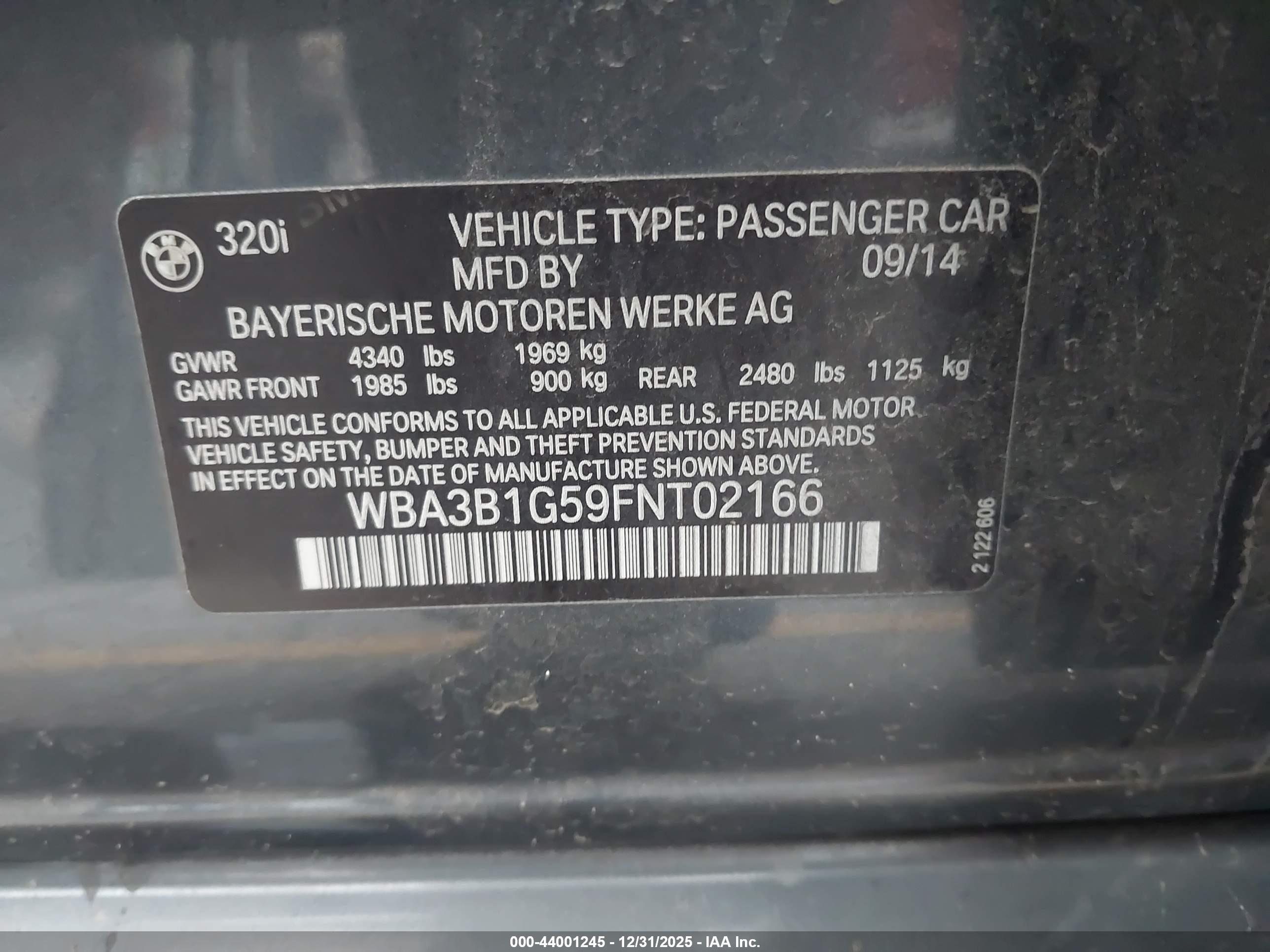 BMW 320I image 9