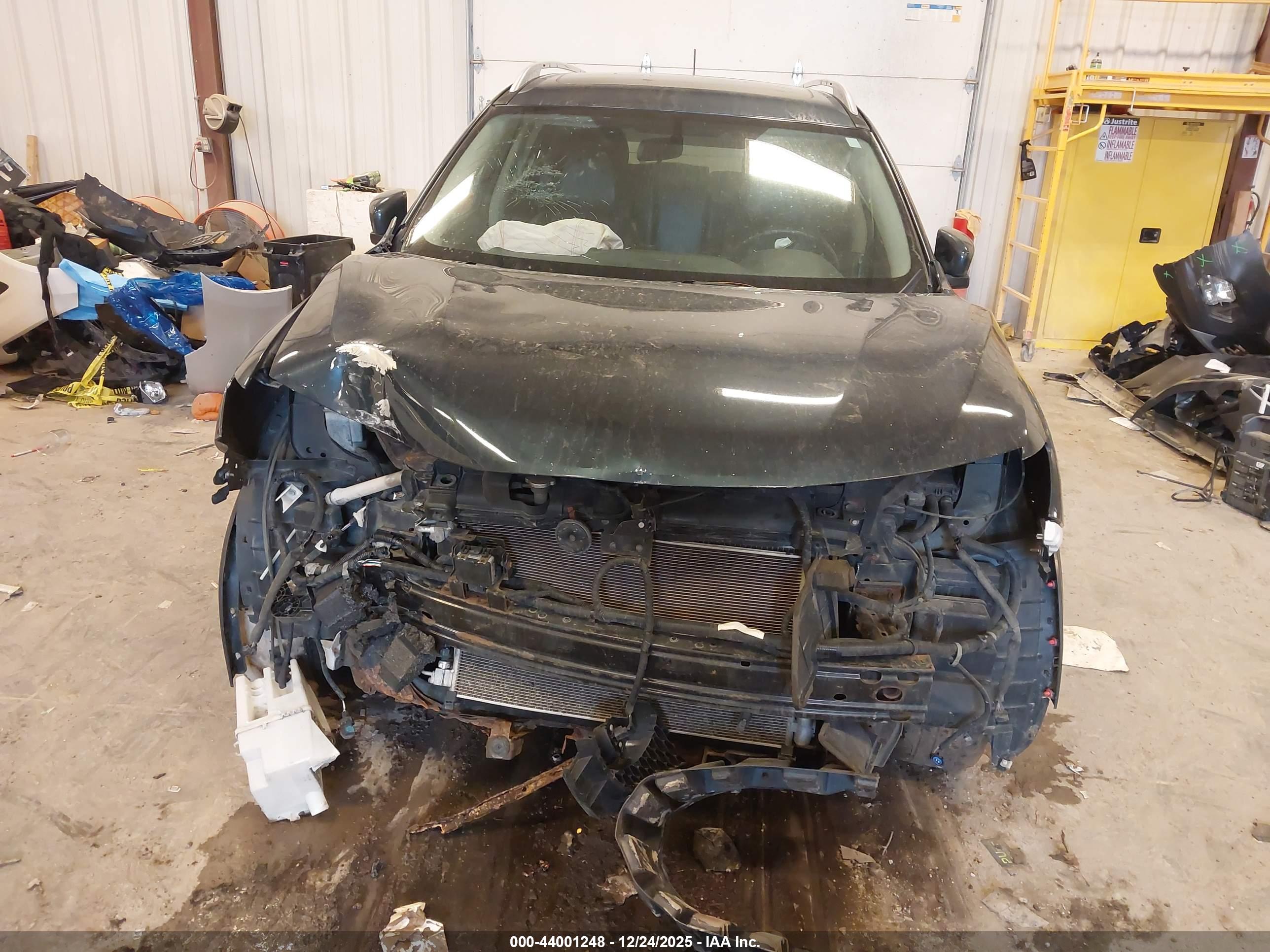 NISSAN ROGUE image 6