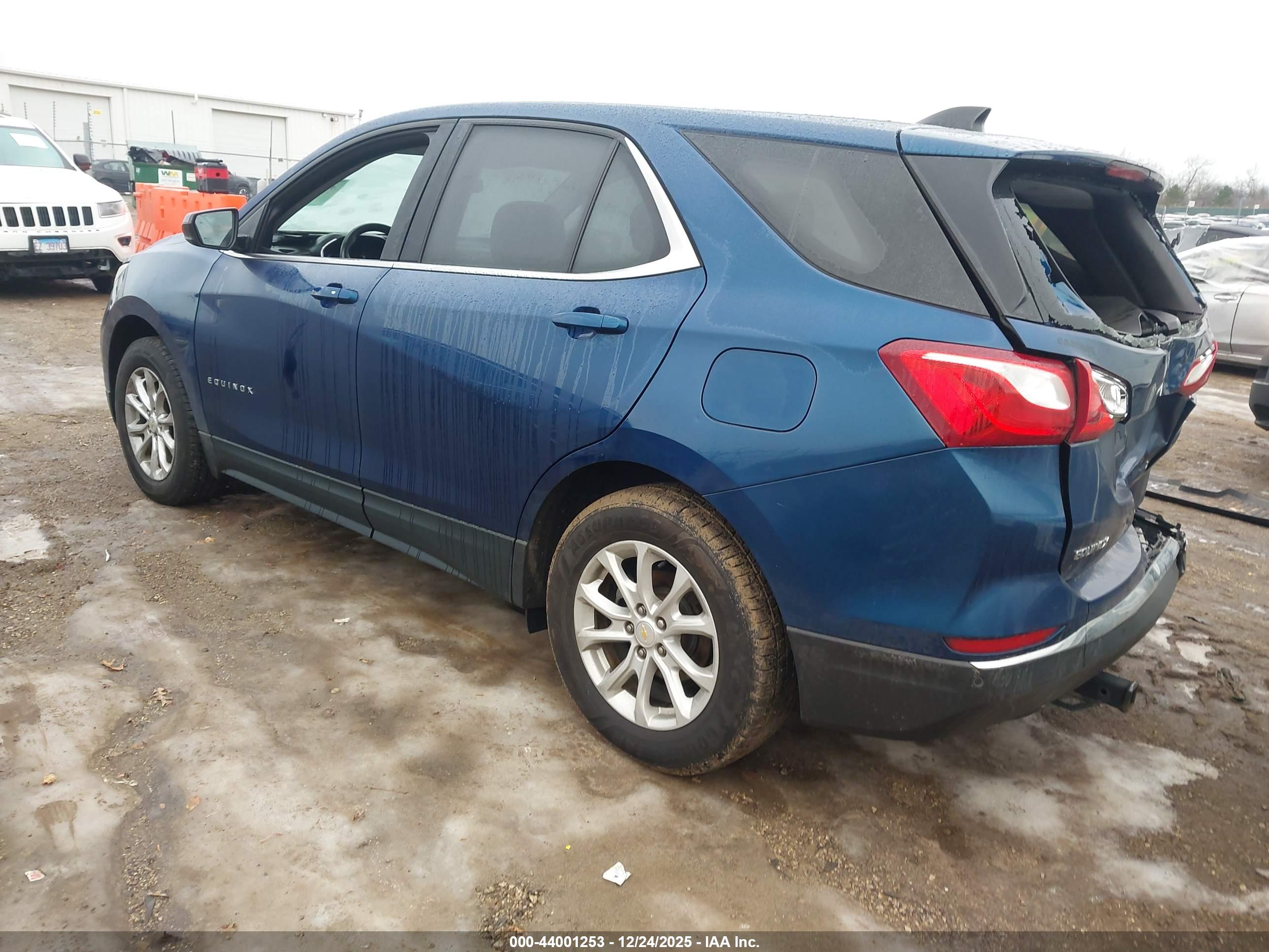 CHEVROLET EQUINOX image 3