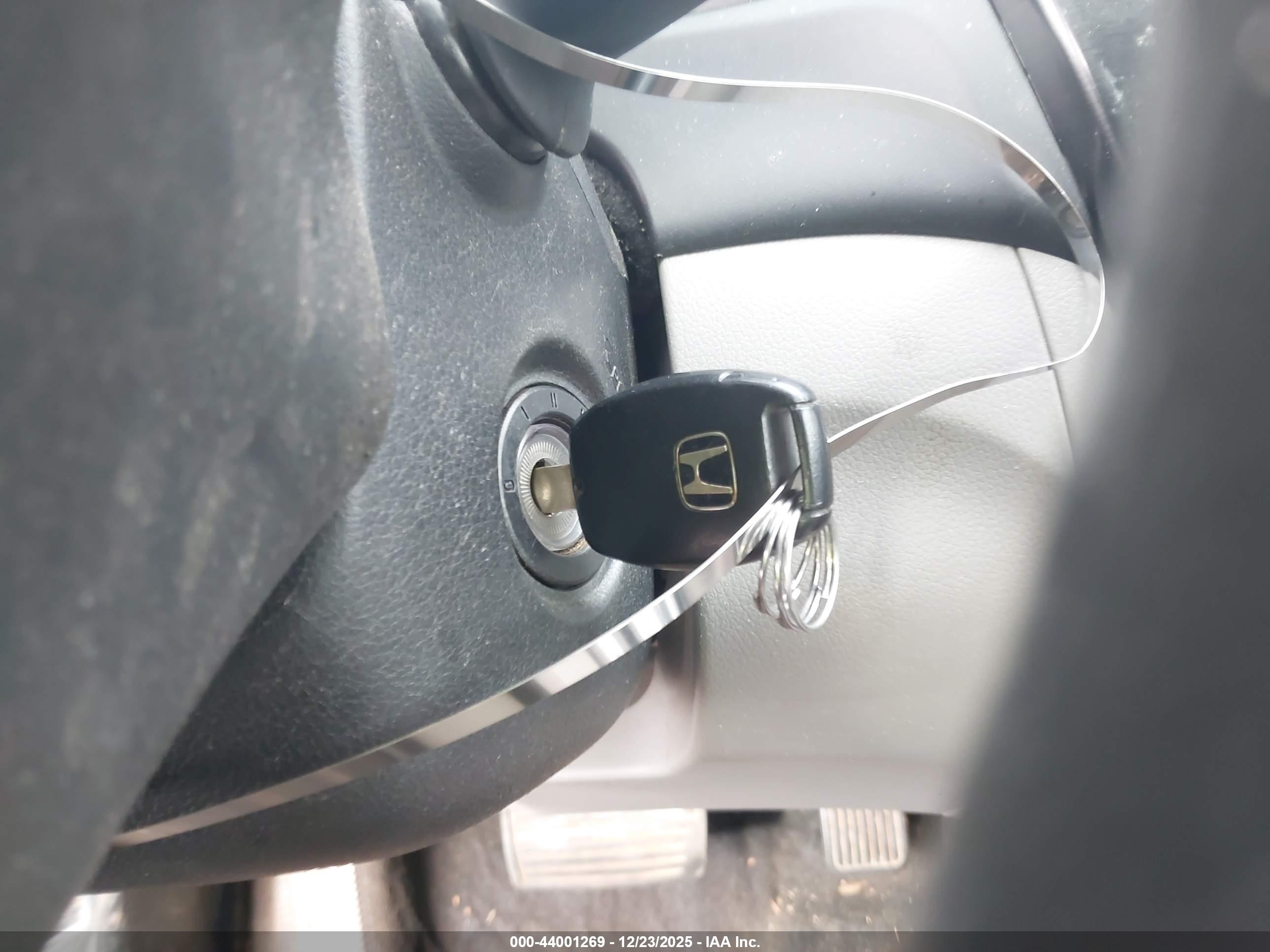 HONDA CIVIC image 11
