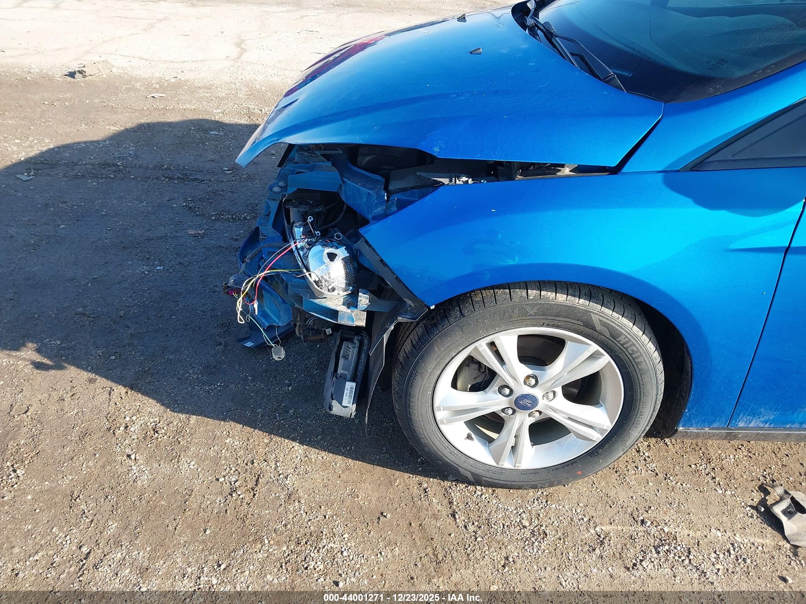 FORD FOCUS image 6
