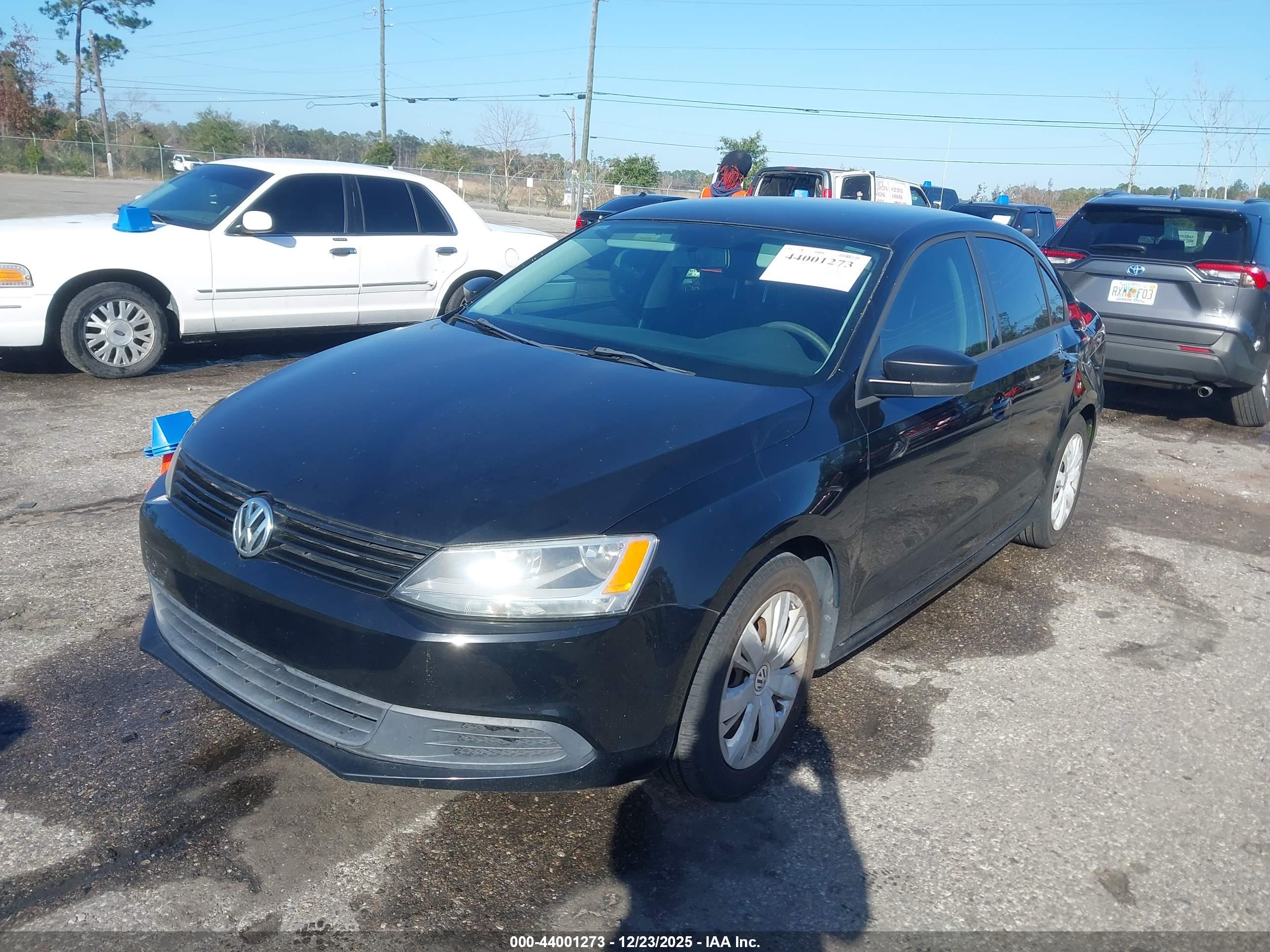 VOLKSWAGEN JETTA image 2