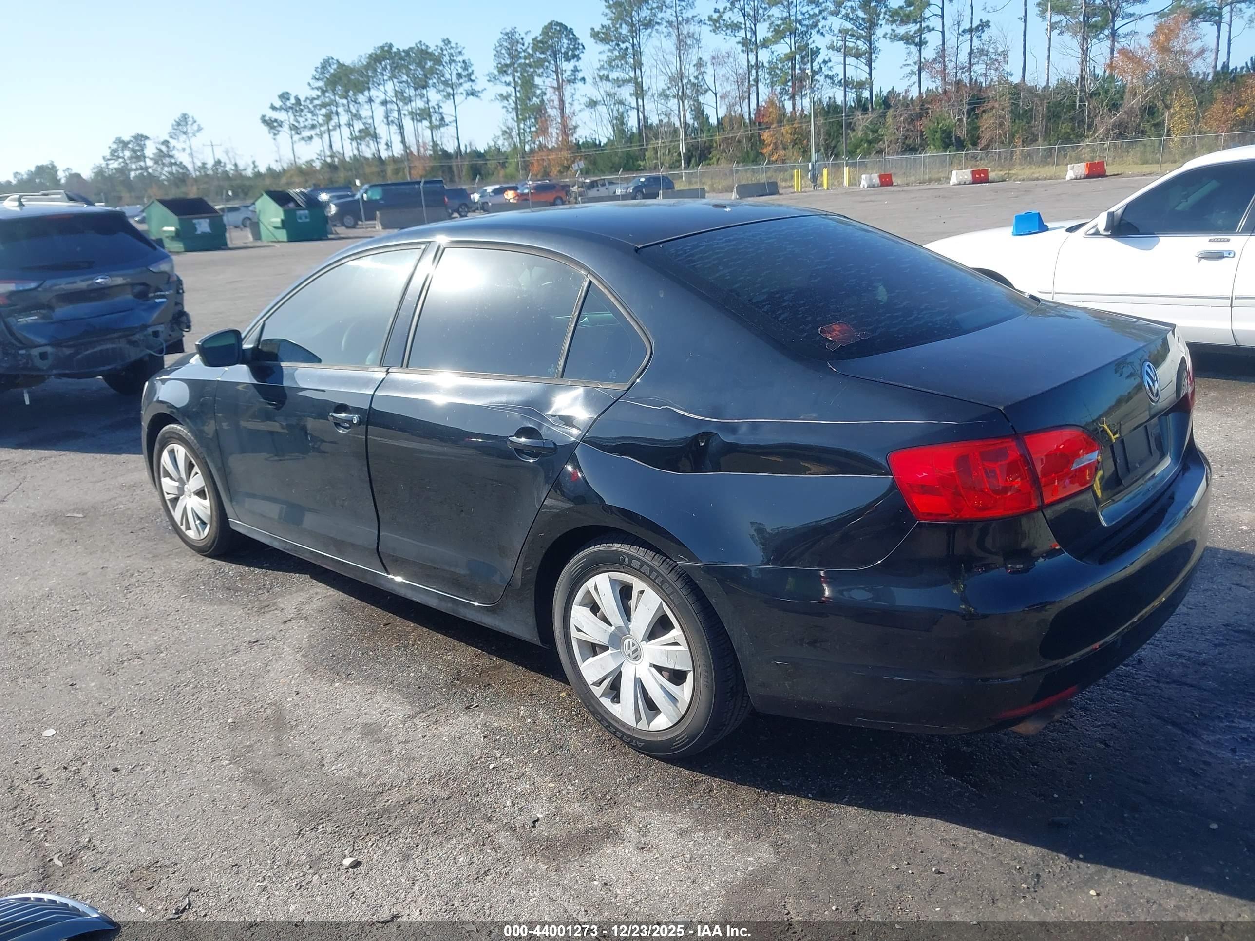 VOLKSWAGEN JETTA image 3