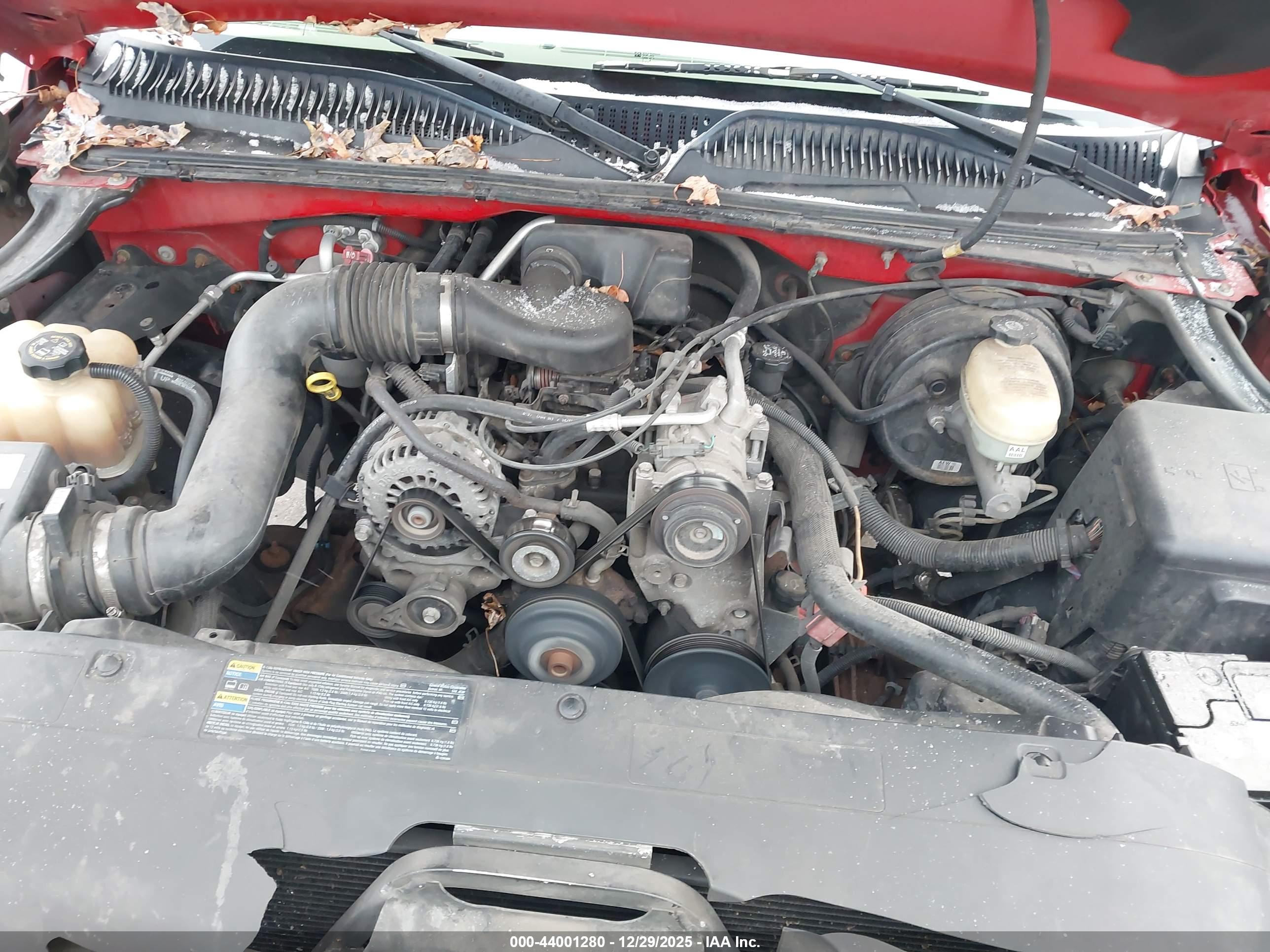 CHEVROLET SILVERADO image 10