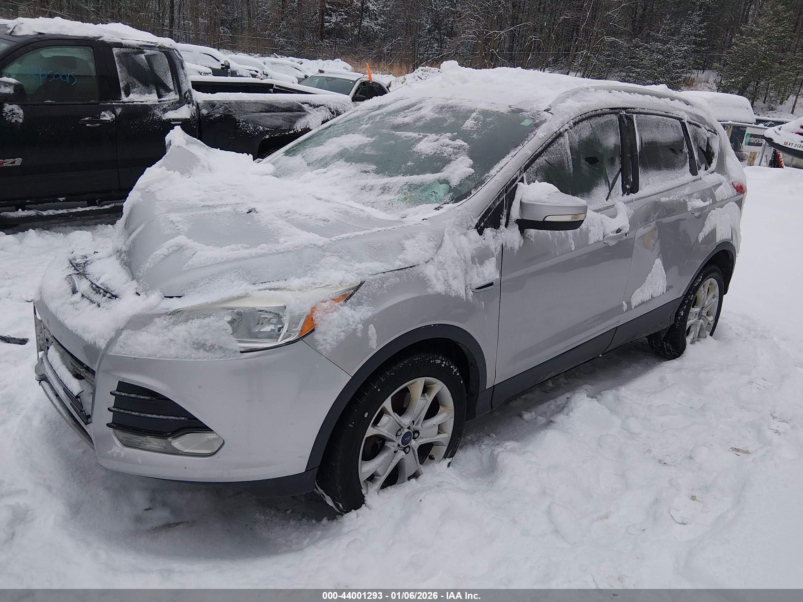 FORD ESCAPE image 2
