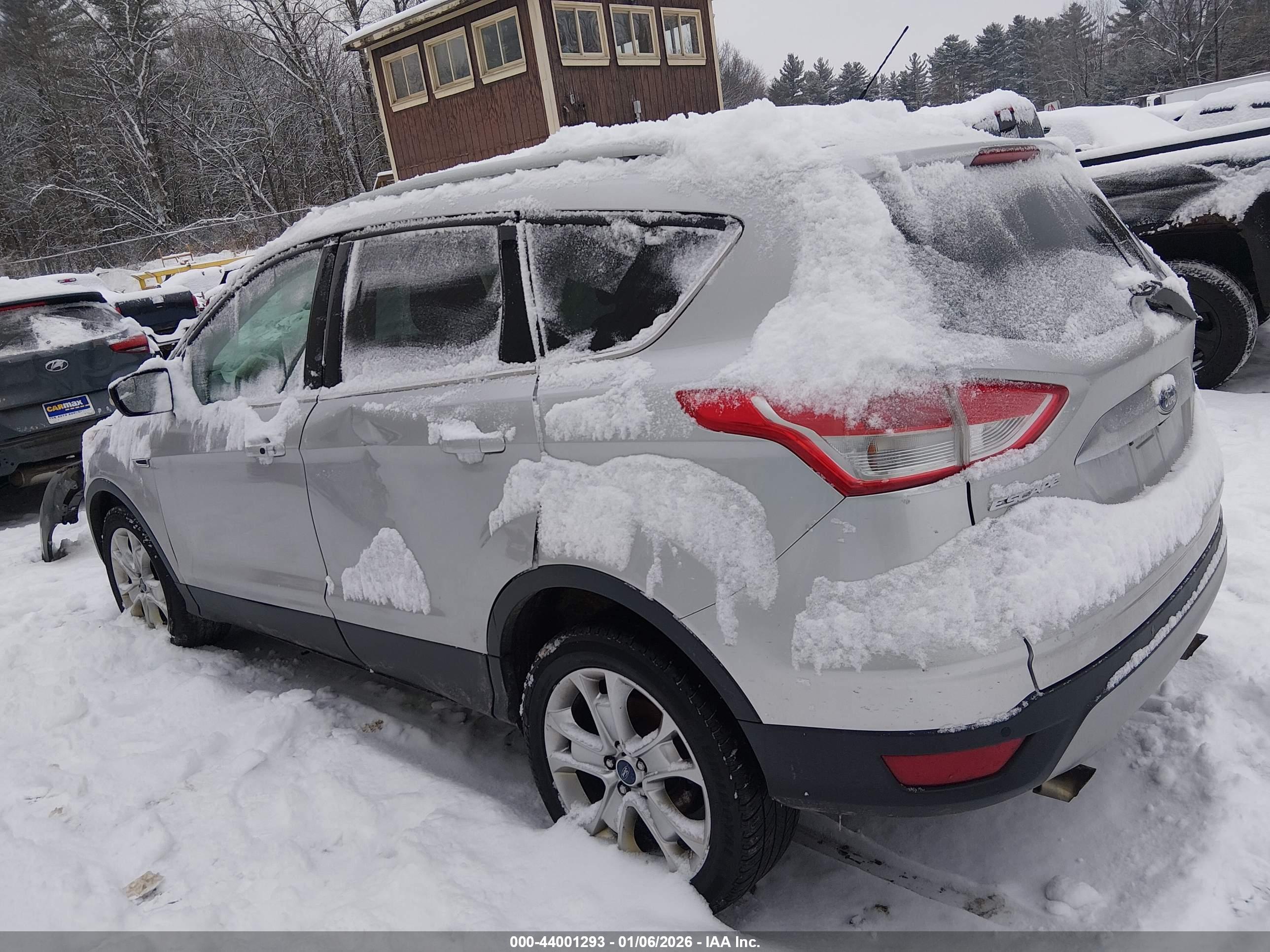 FORD ESCAPE image 3