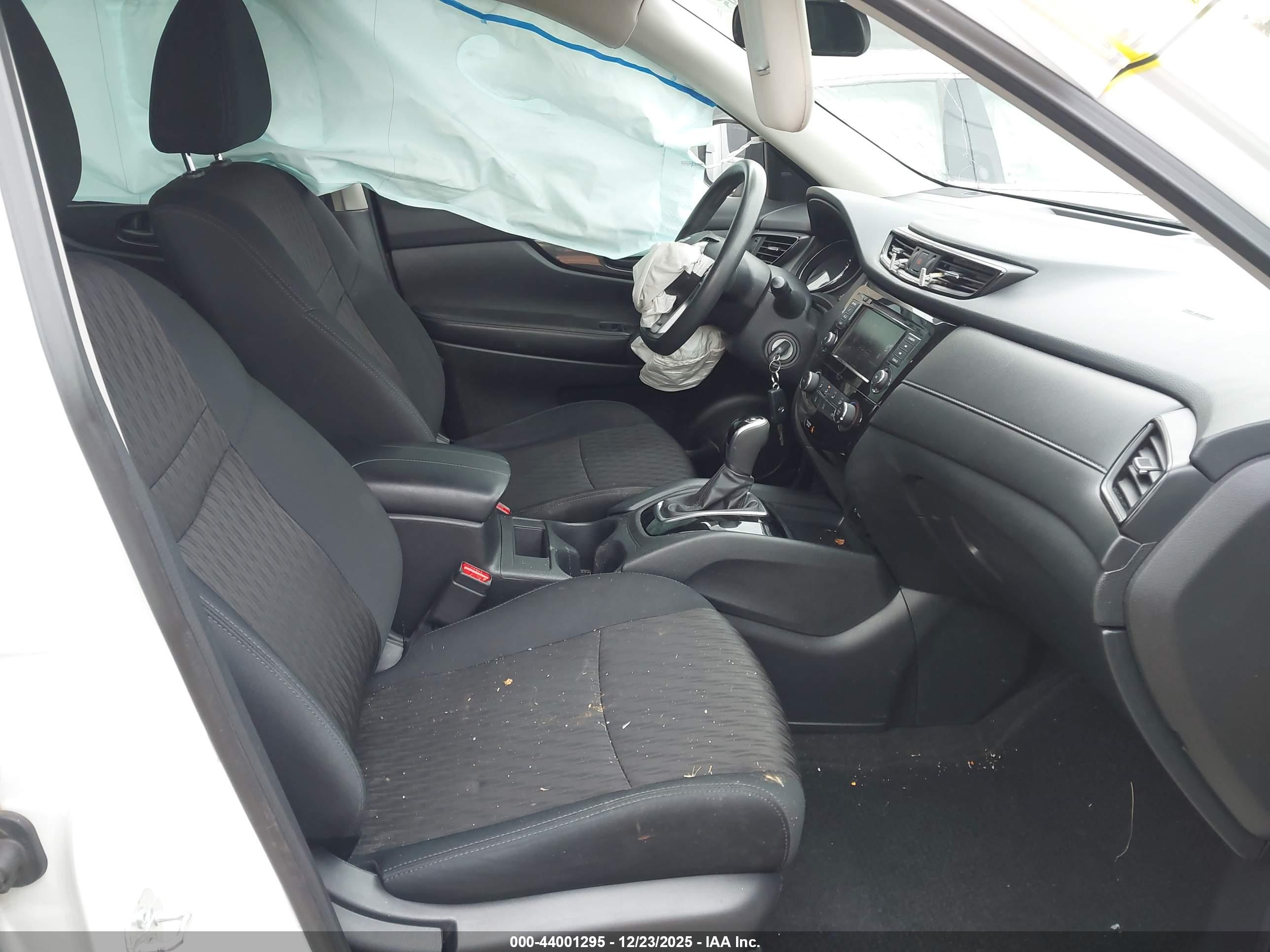 NISSAN ROGUE image 5