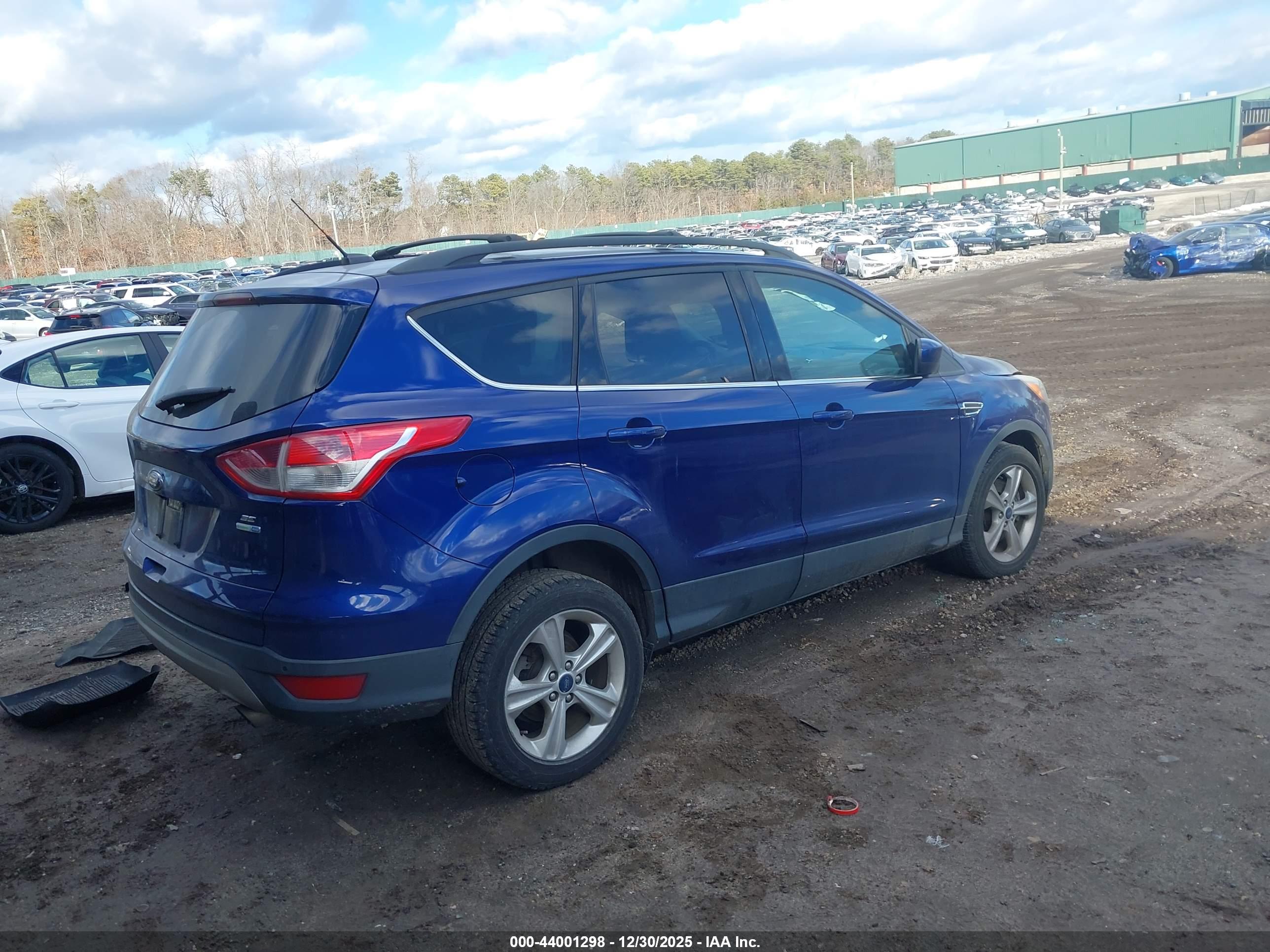 FORD ESCAPE image 4
