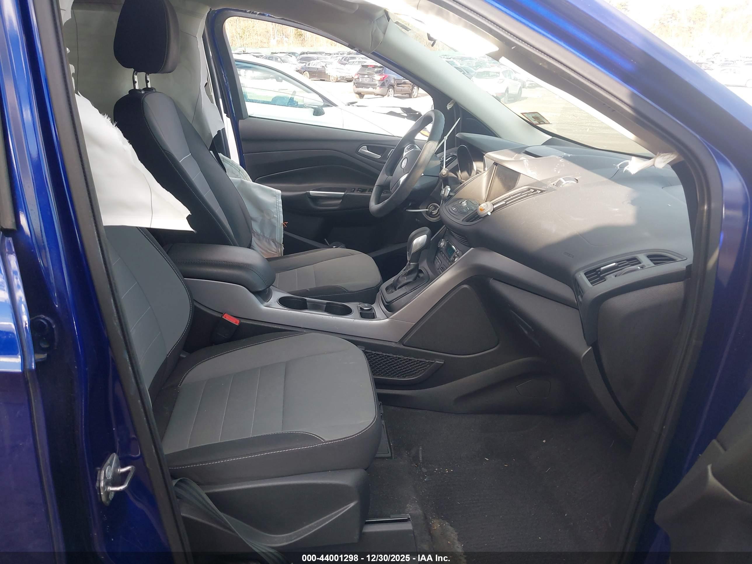 FORD ESCAPE image 5