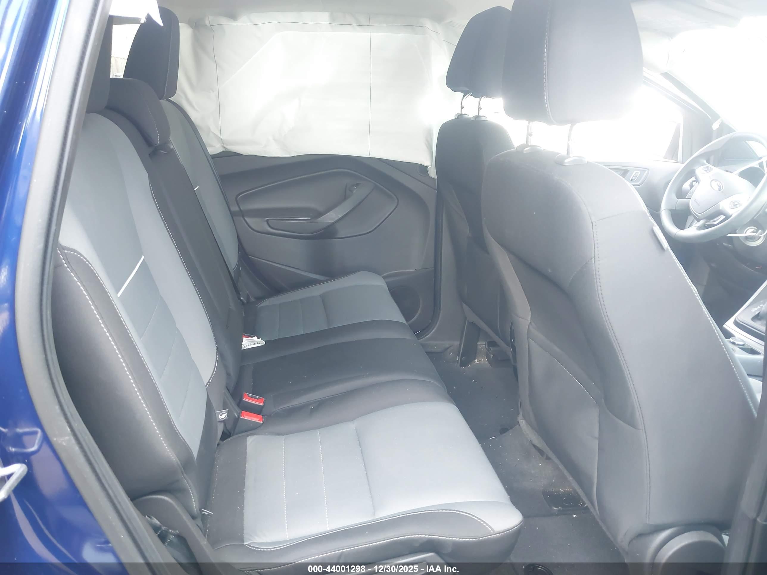 FORD ESCAPE image 8