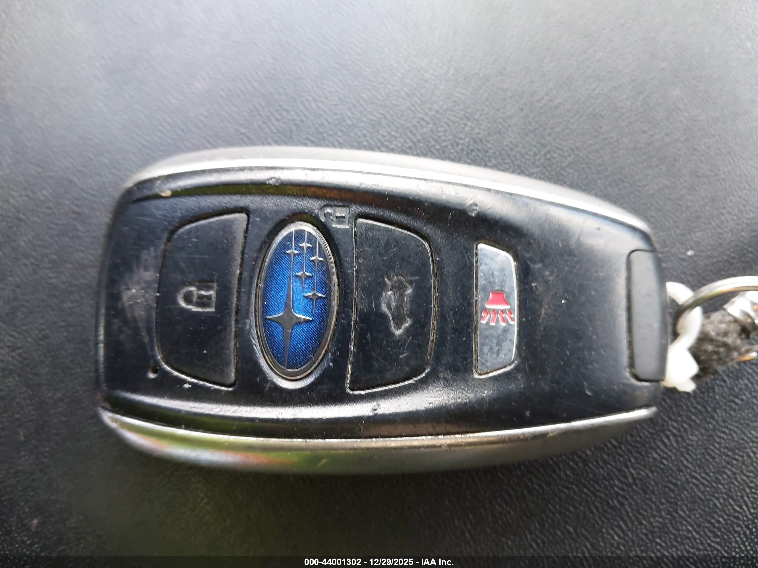 SUBARU OUTBACK image 11
