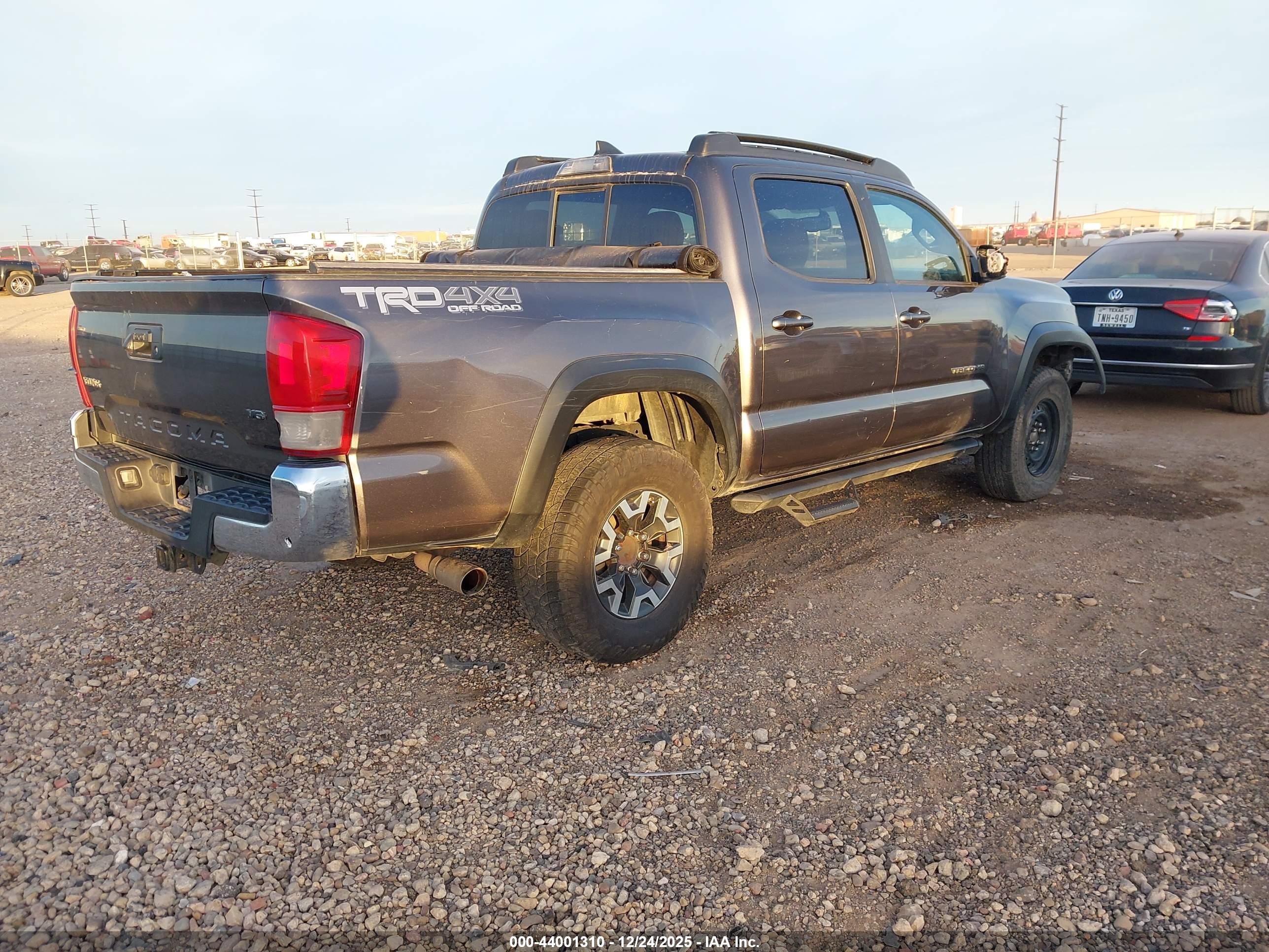 TOYOTA TACOMA image 4