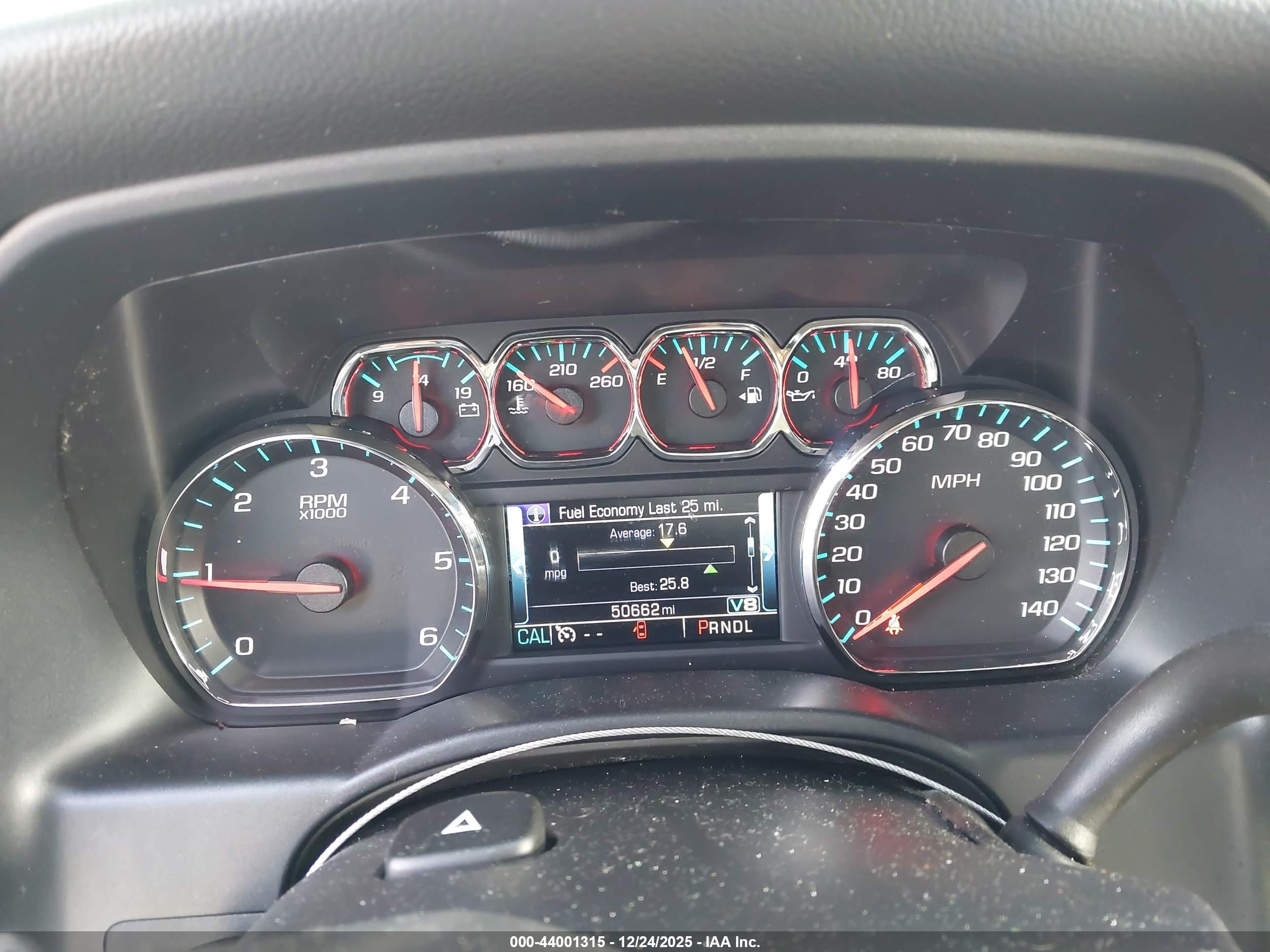 CHEVROLET SILVERADO image 7