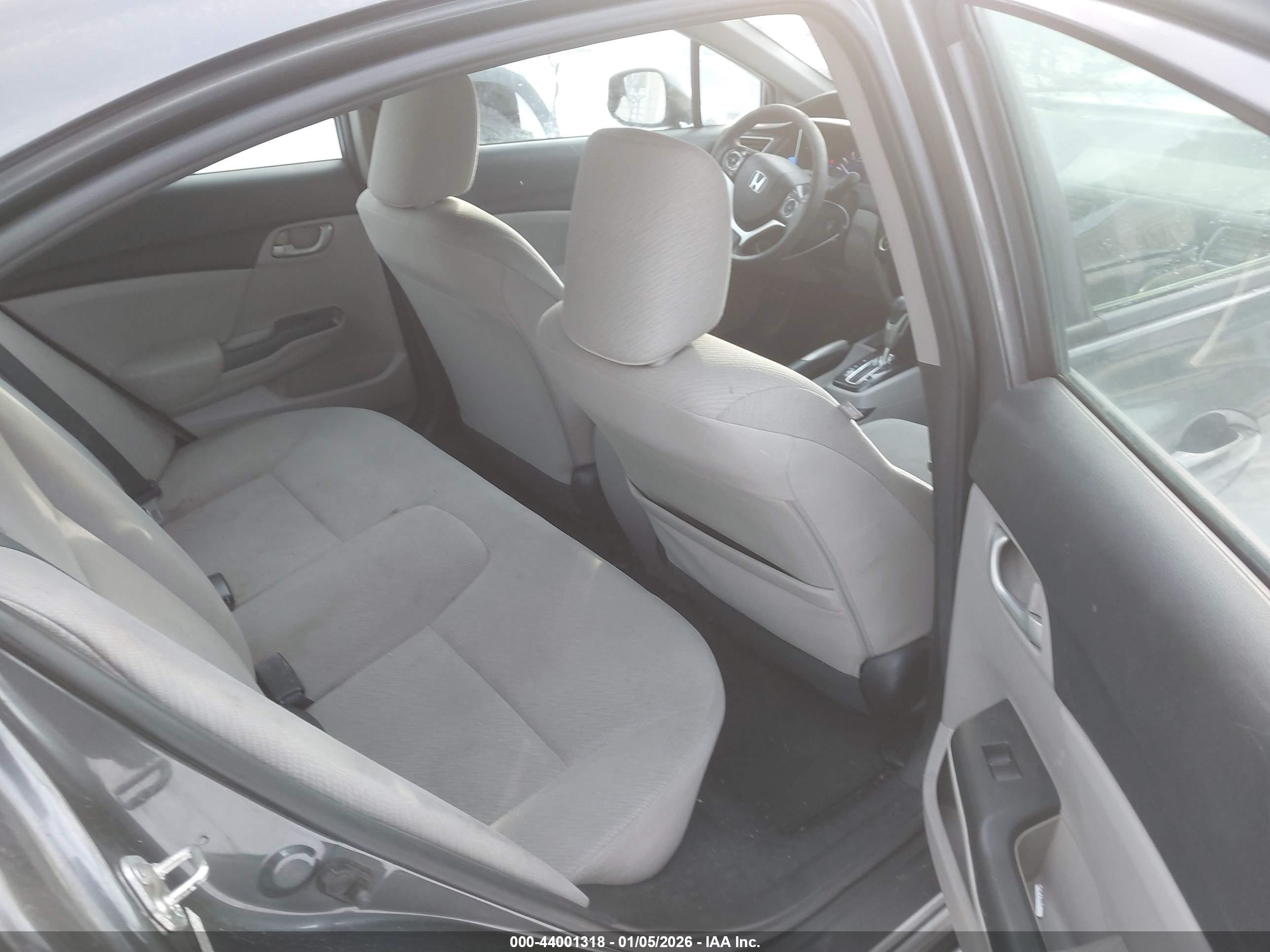 HONDA CIVIC image 8