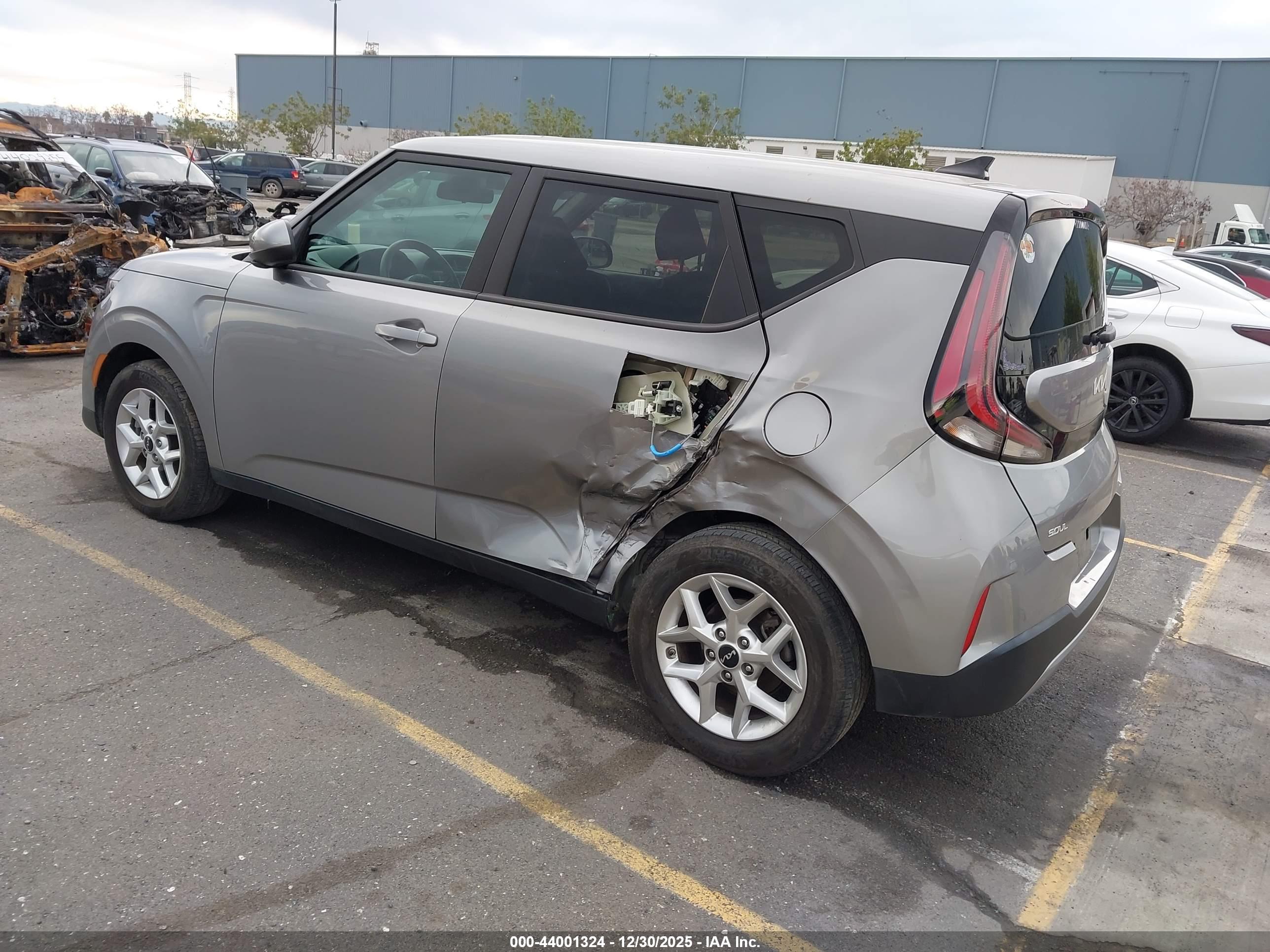 KIA SOUL image 3