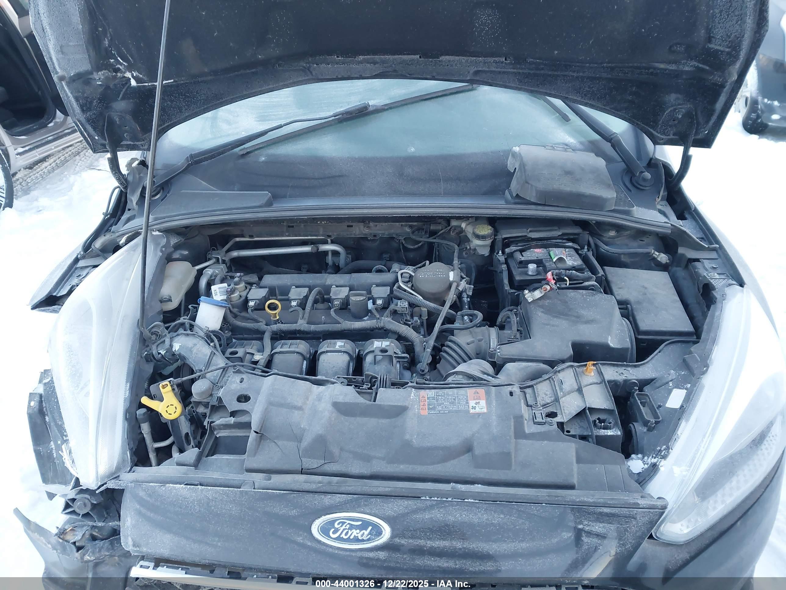 FORD FOCUS image 10
