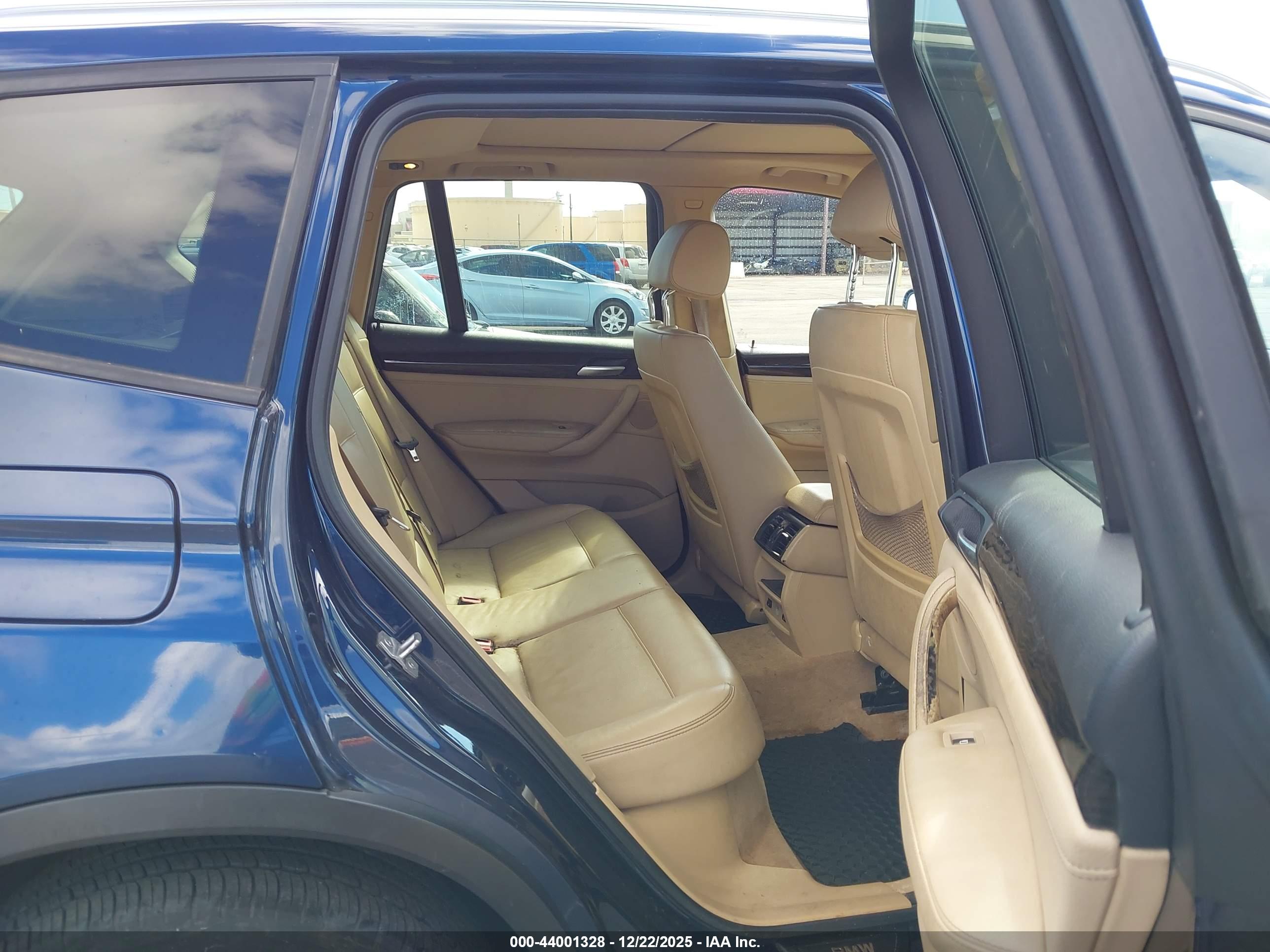 BMW X3 image 8