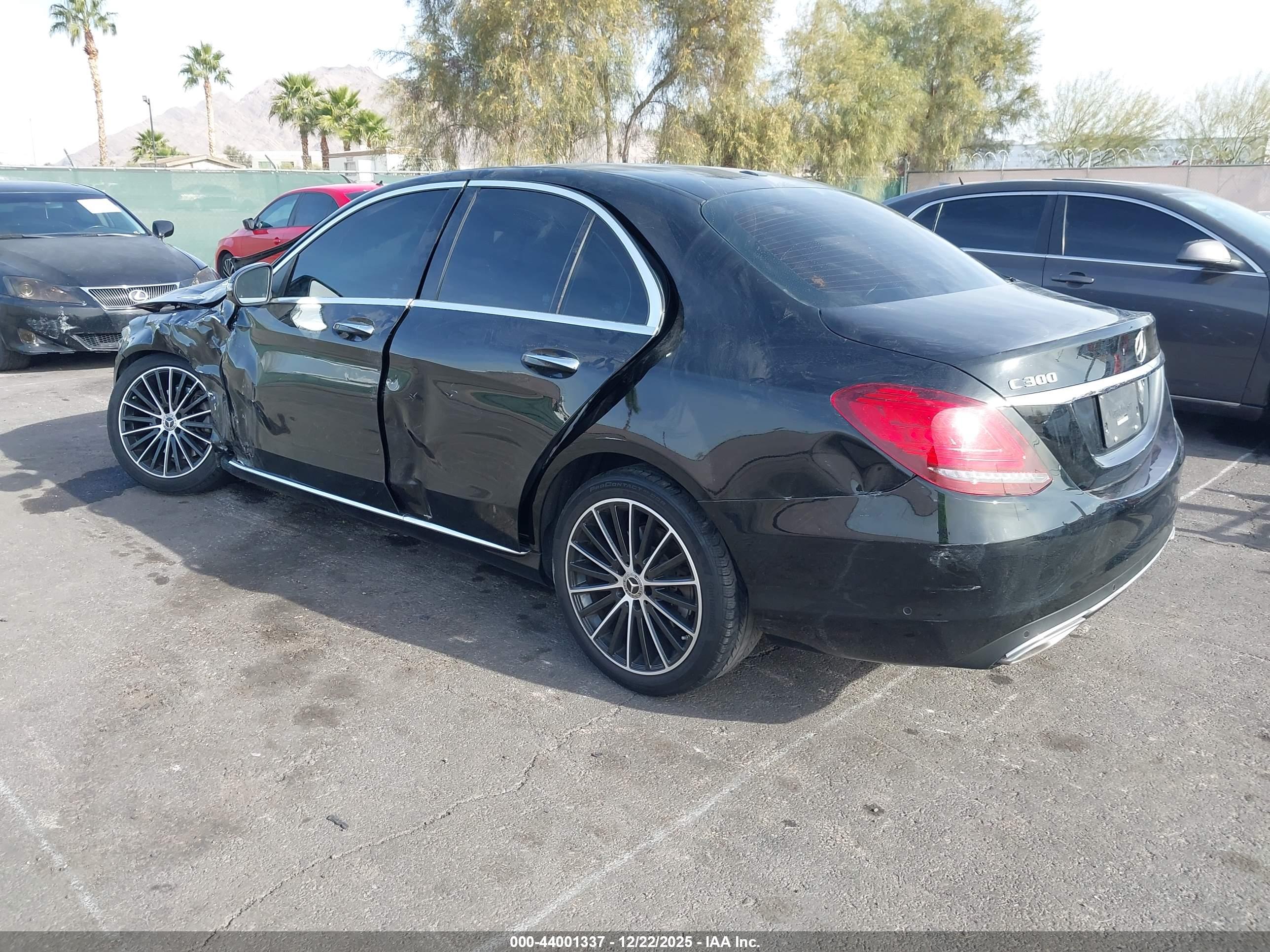MERCEDES-BENZ C image 3