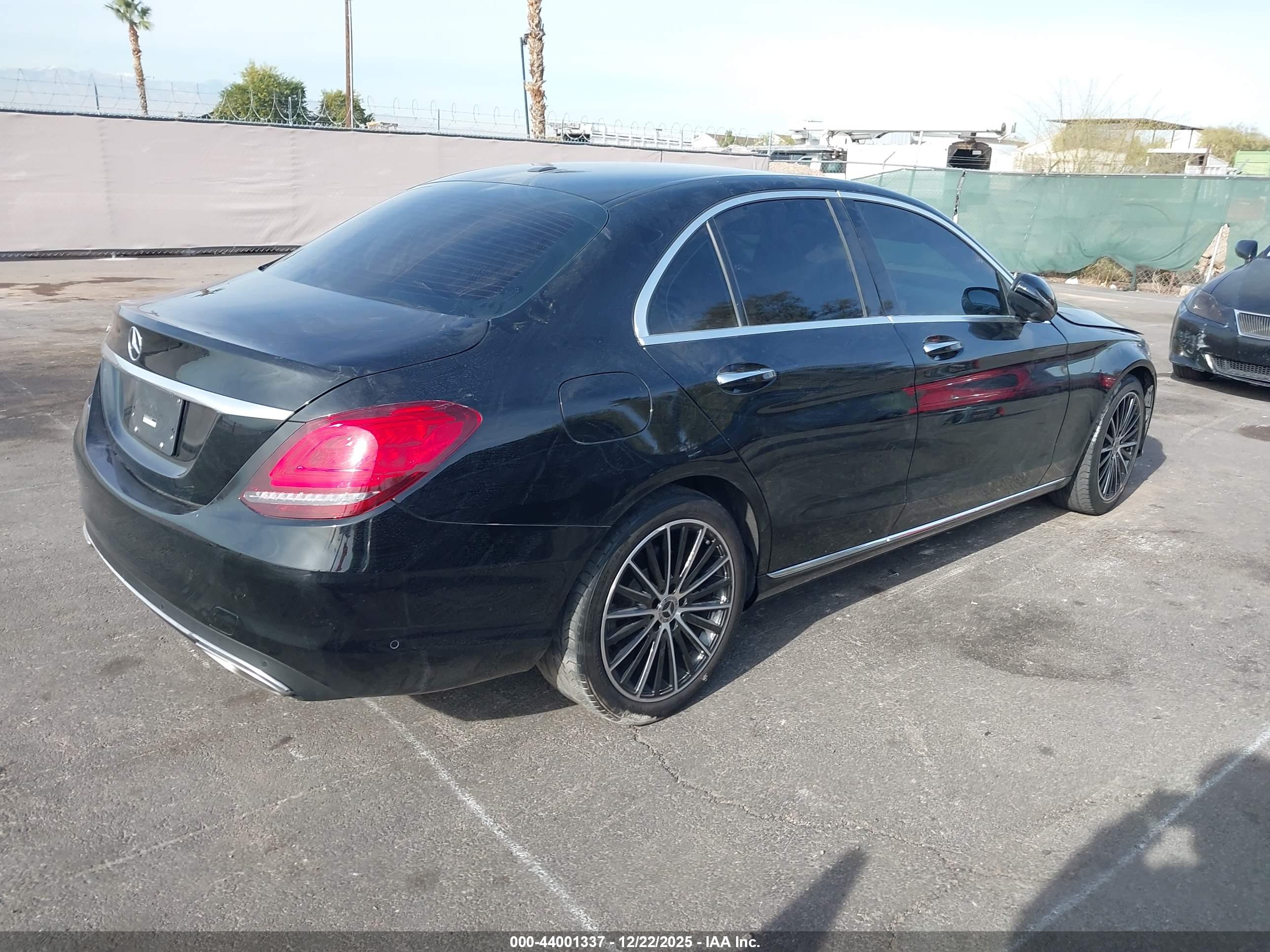 MERCEDES-BENZ C image 4