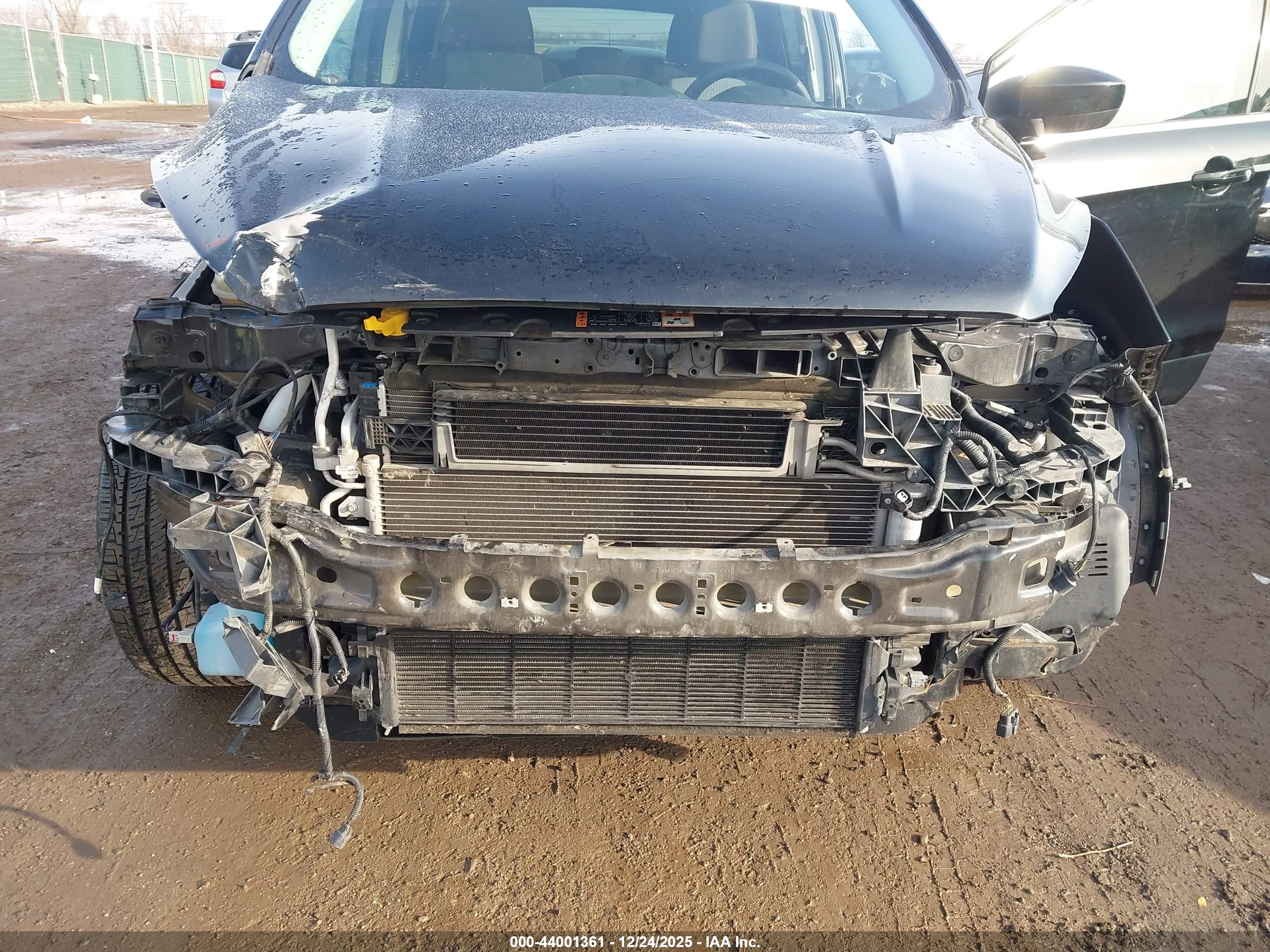 FORD ESCAPE image 6