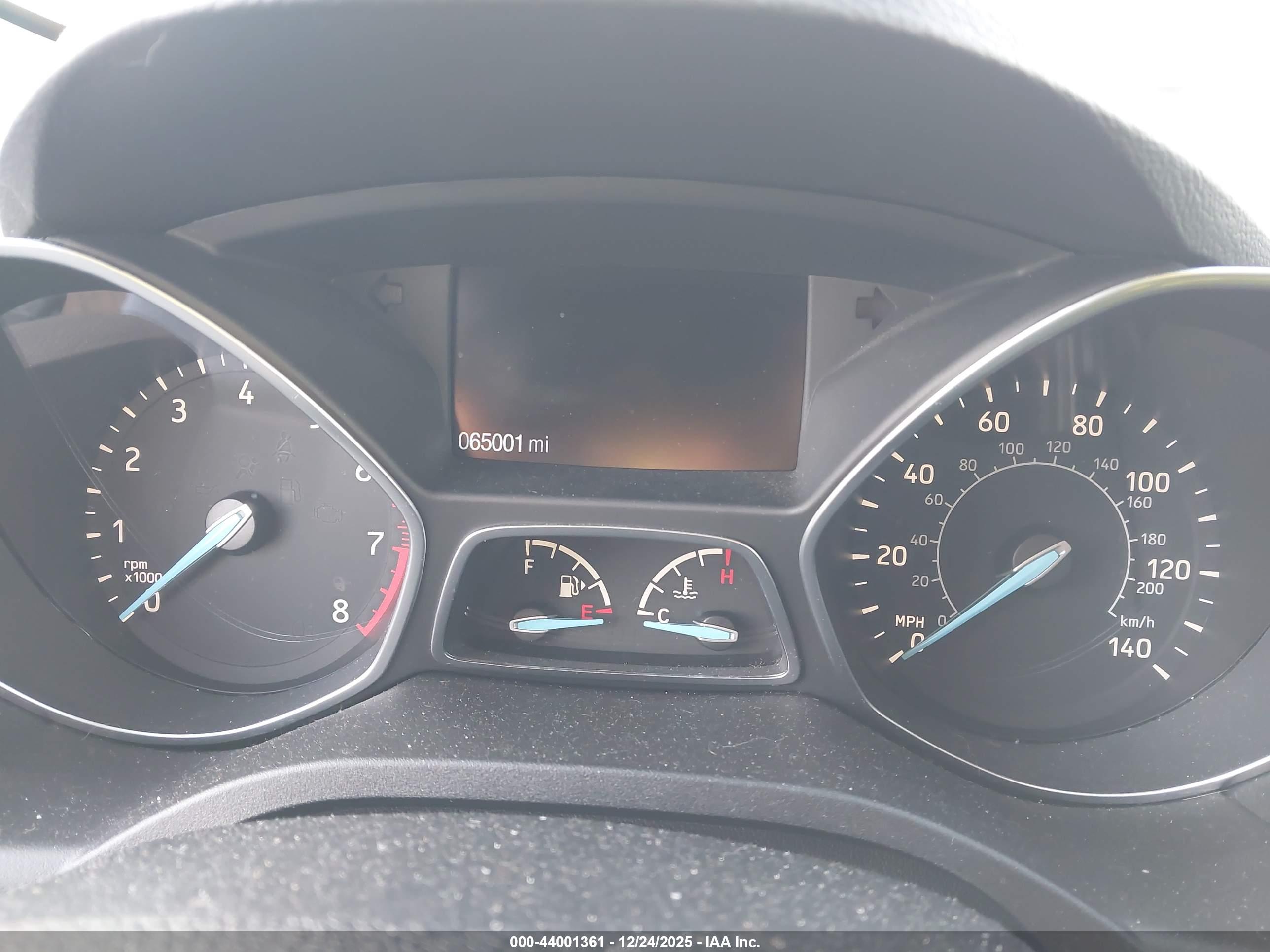 FORD ESCAPE image 7