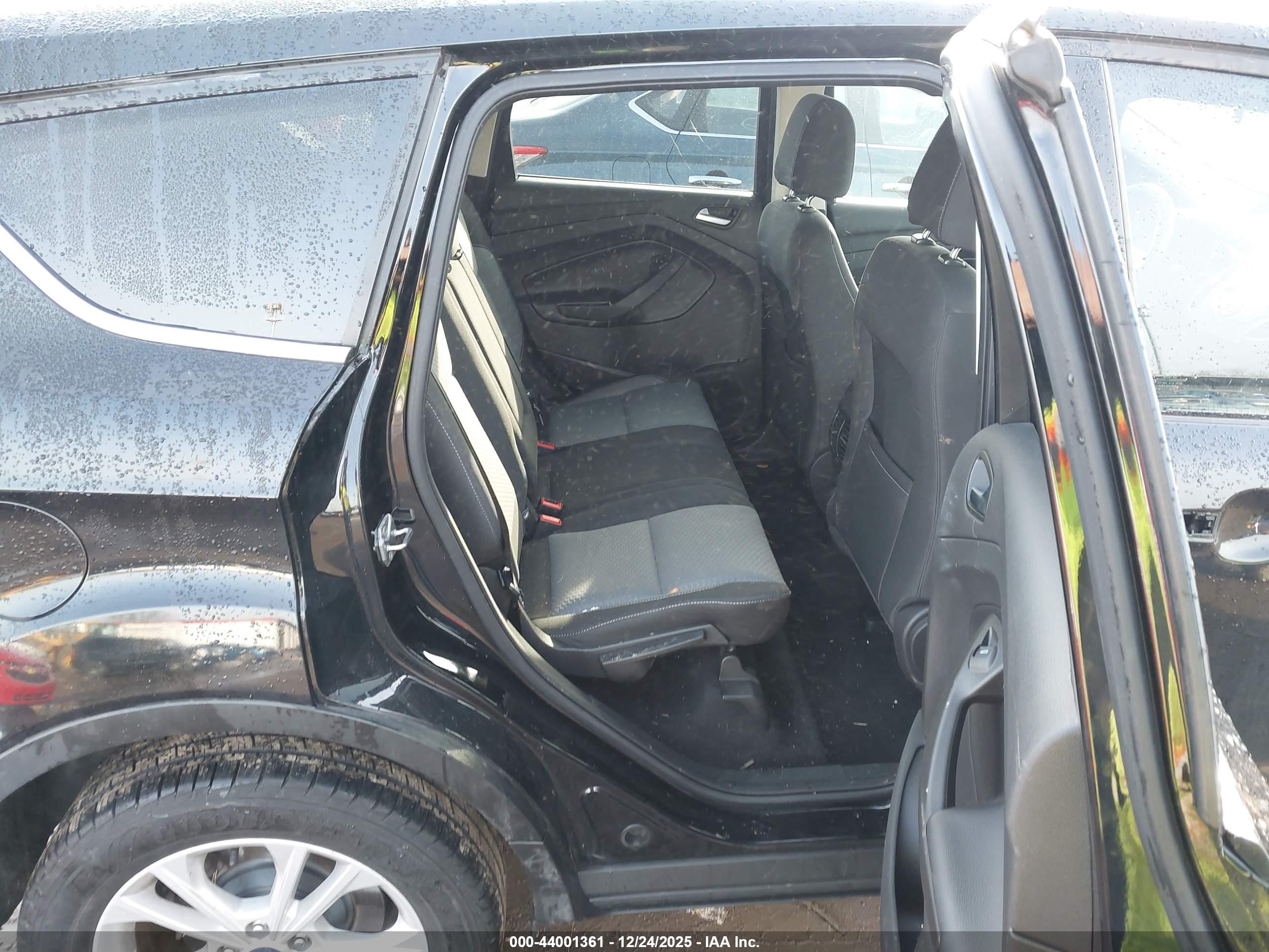 FORD ESCAPE image 8