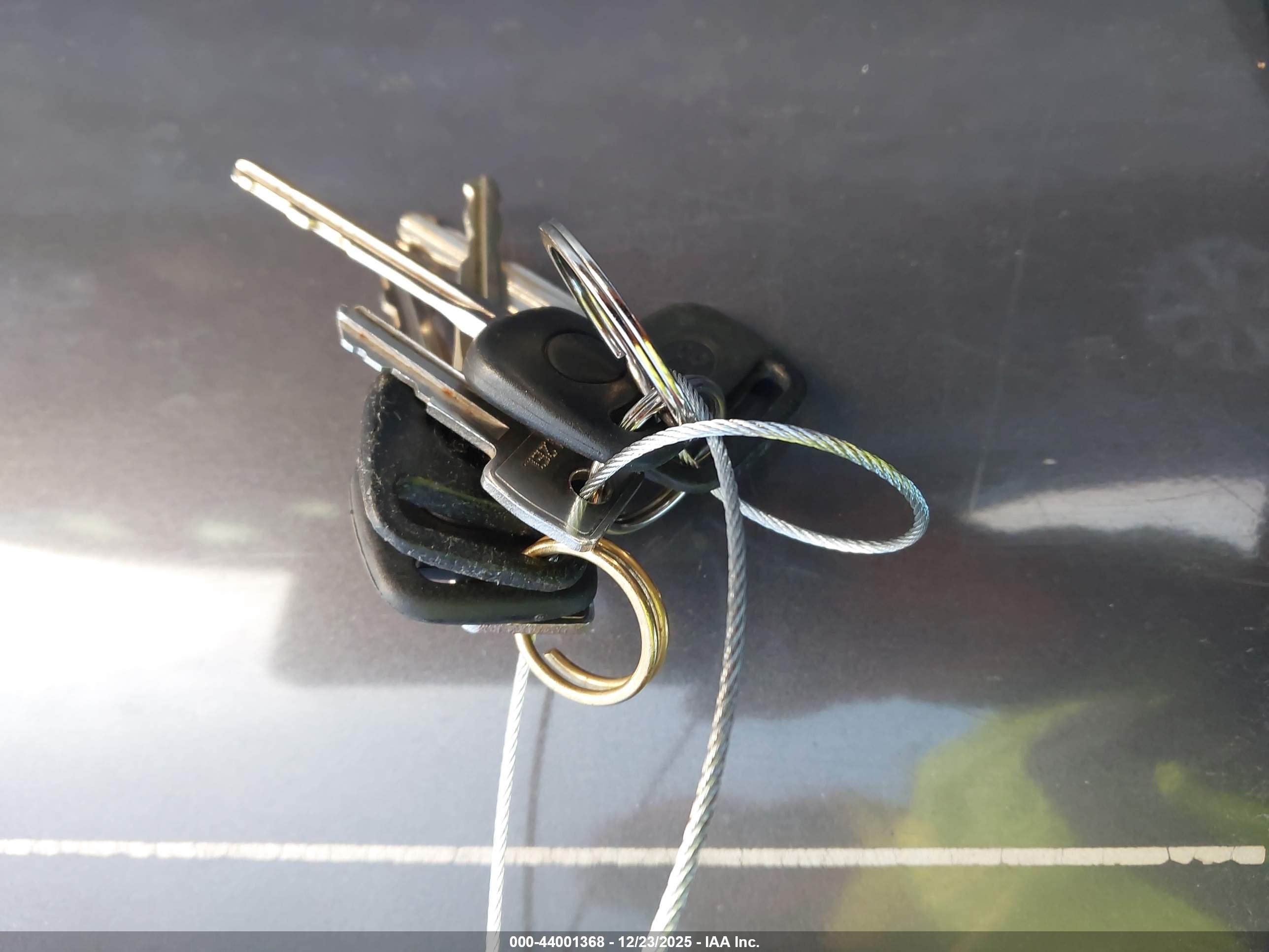 TOYOTA CAMRY image 11