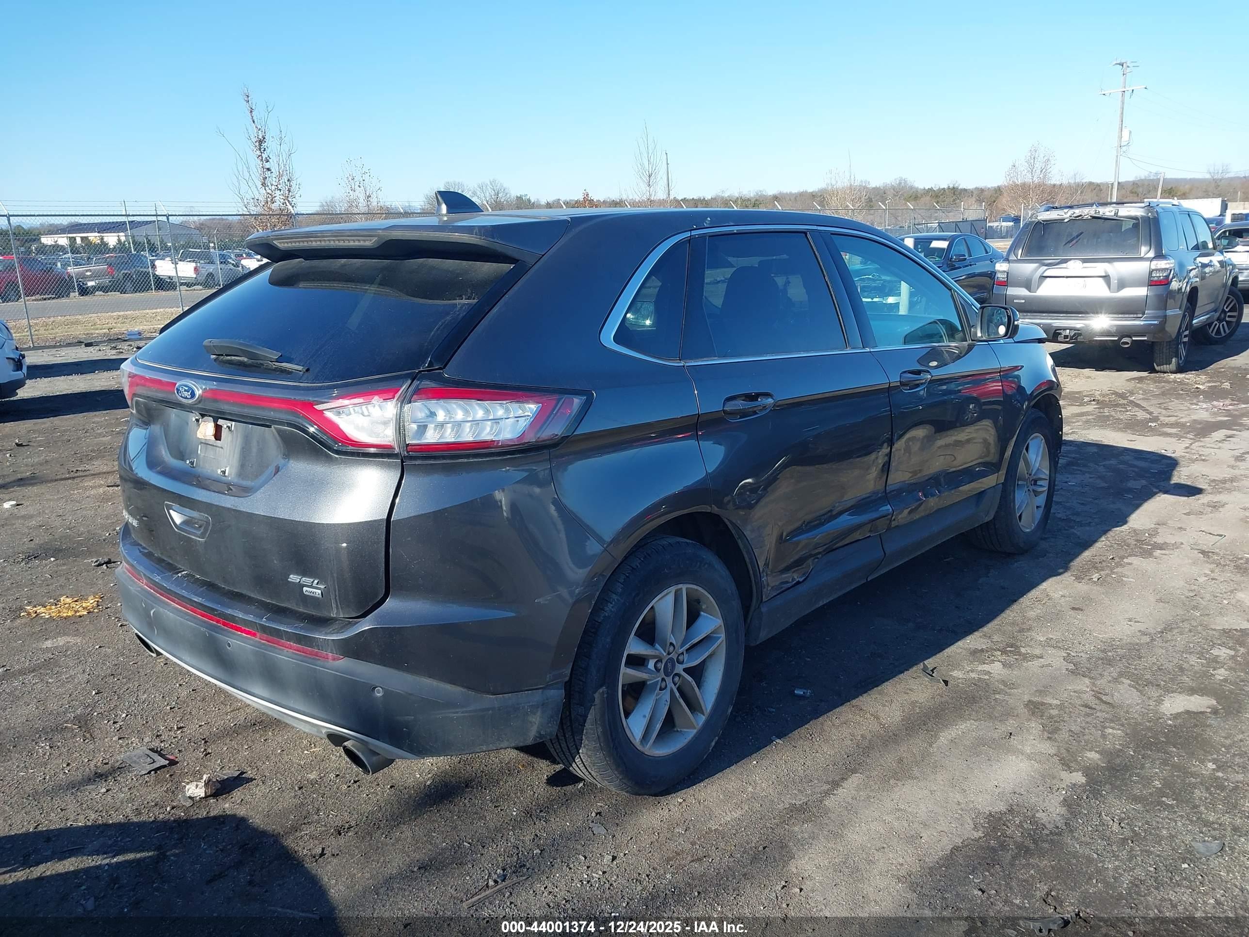 FORD EDGE image 4