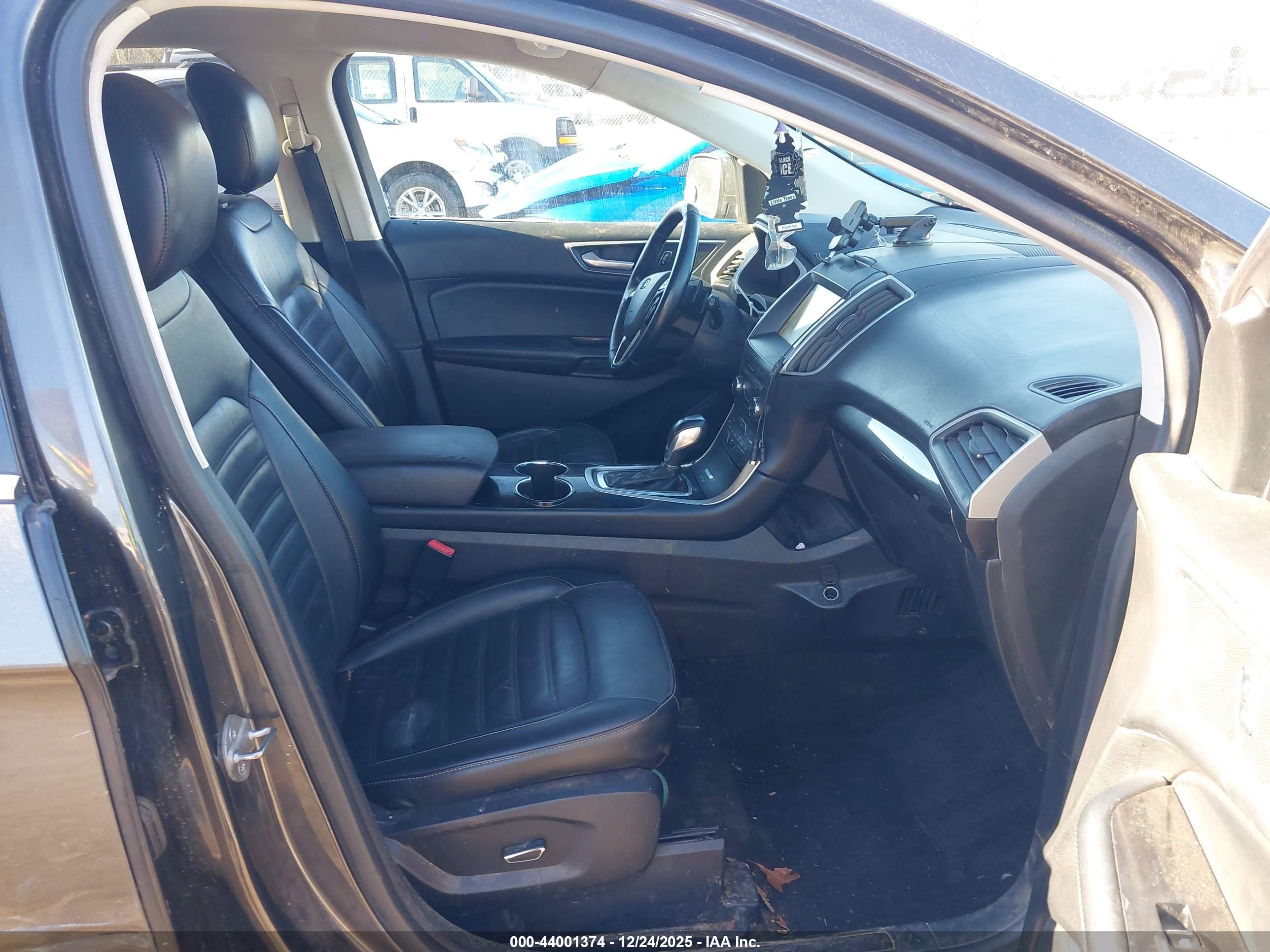 FORD EDGE image 5