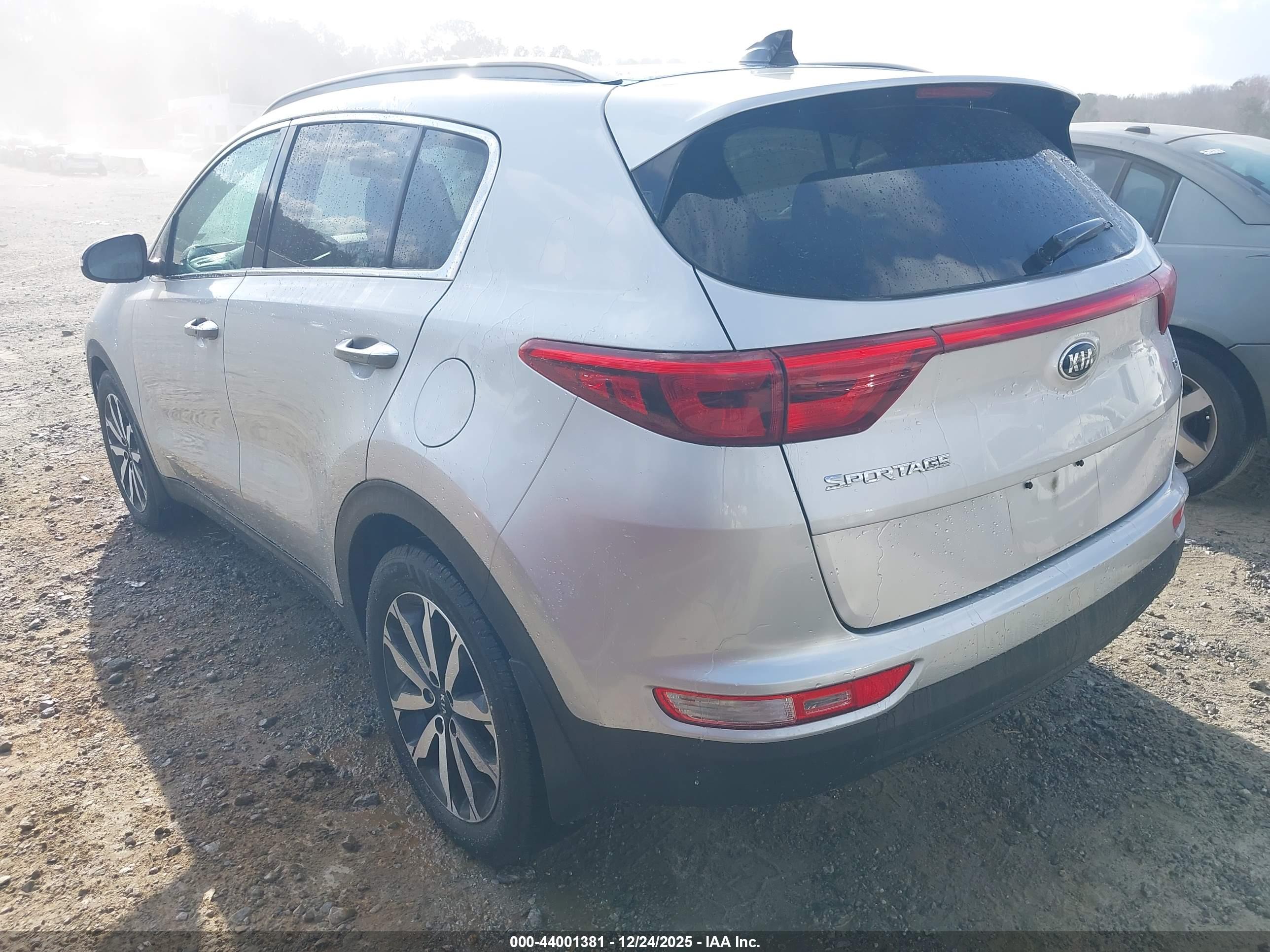 KIA SPORTAGE image 3