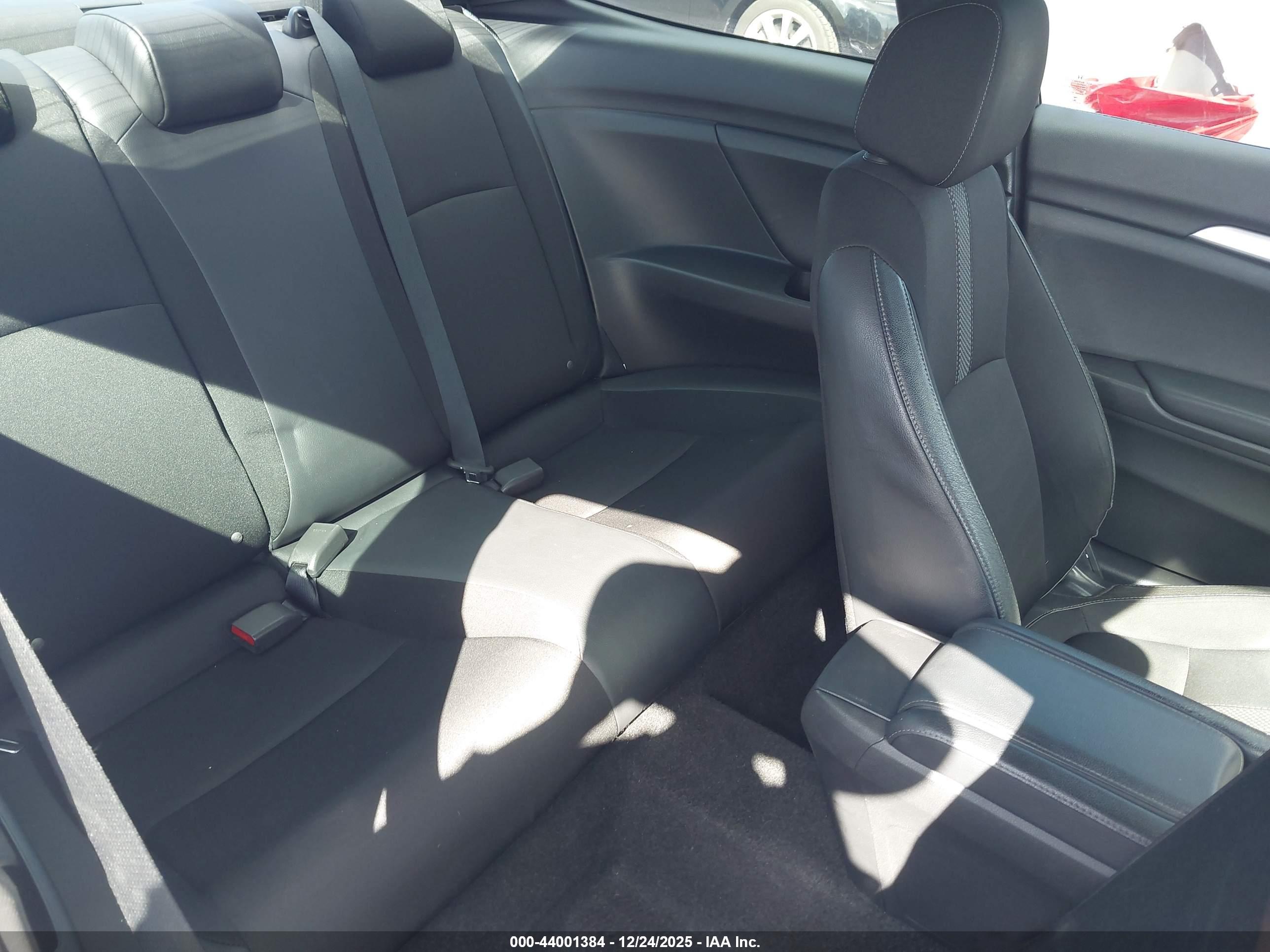 HONDA CIVIC image 8