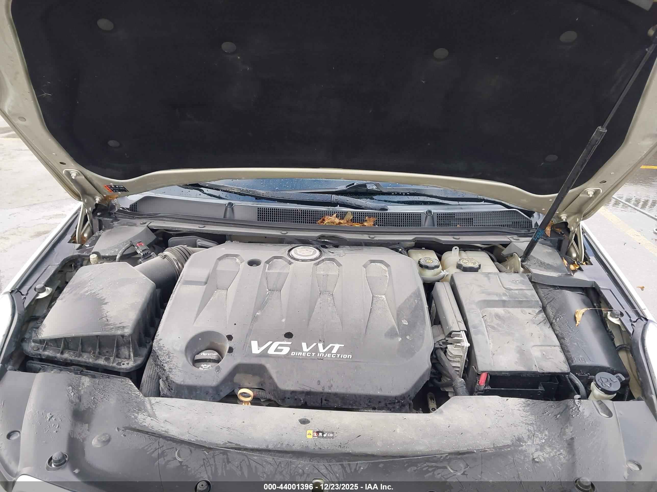 CADILLAC XTS image 10