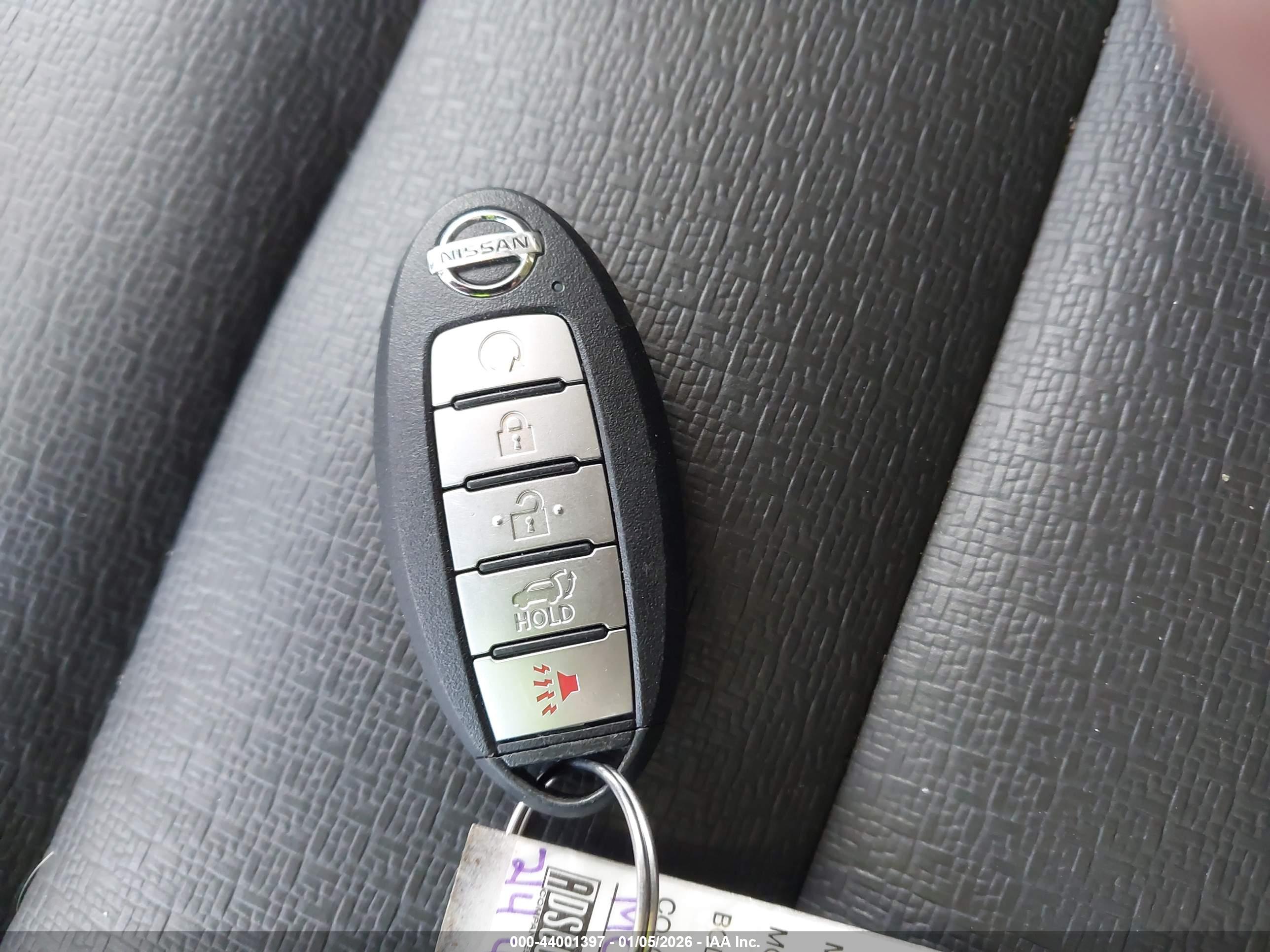 NISSAN ROGUE image 11
