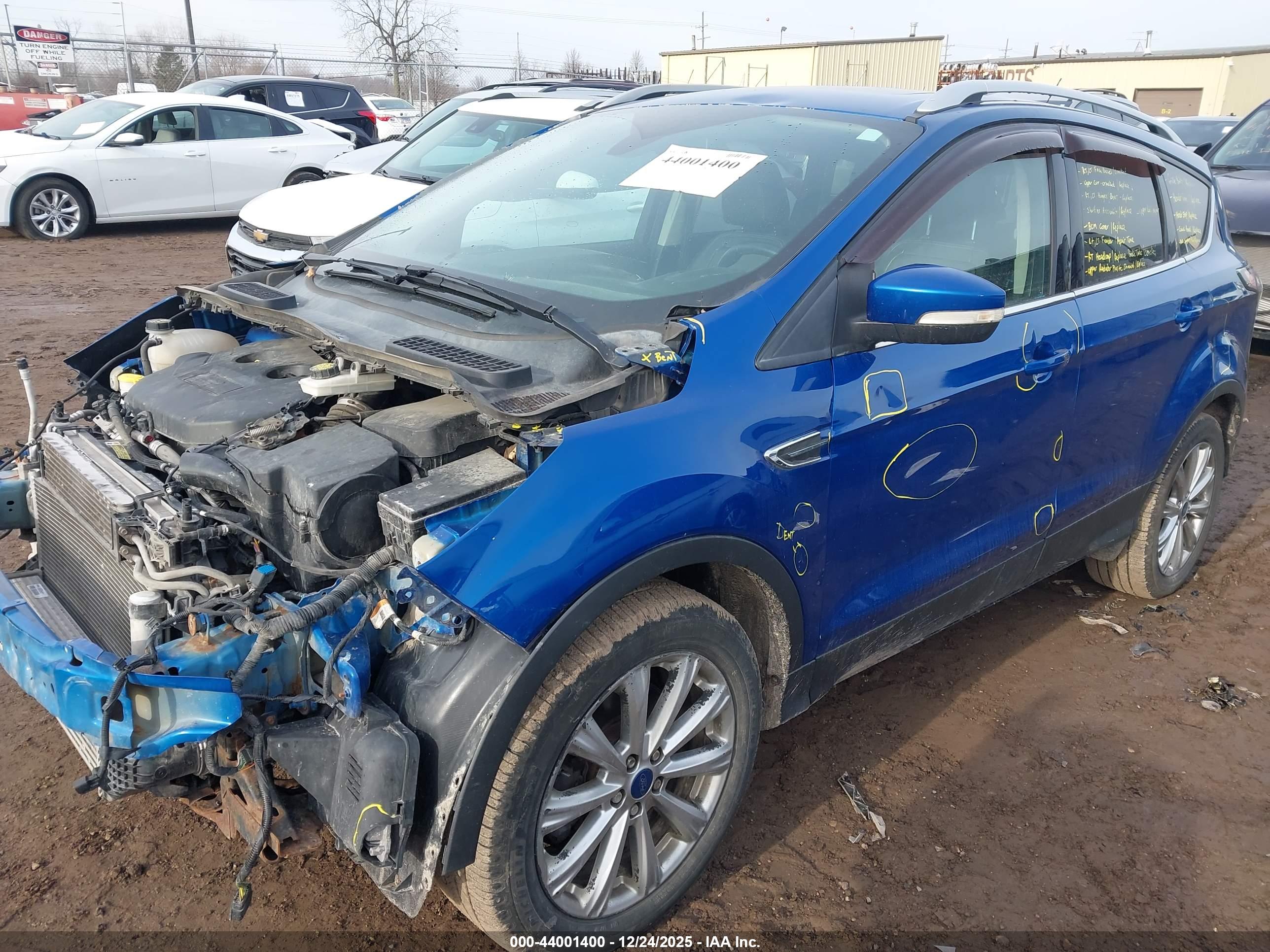 FORD ESCAPE image 2