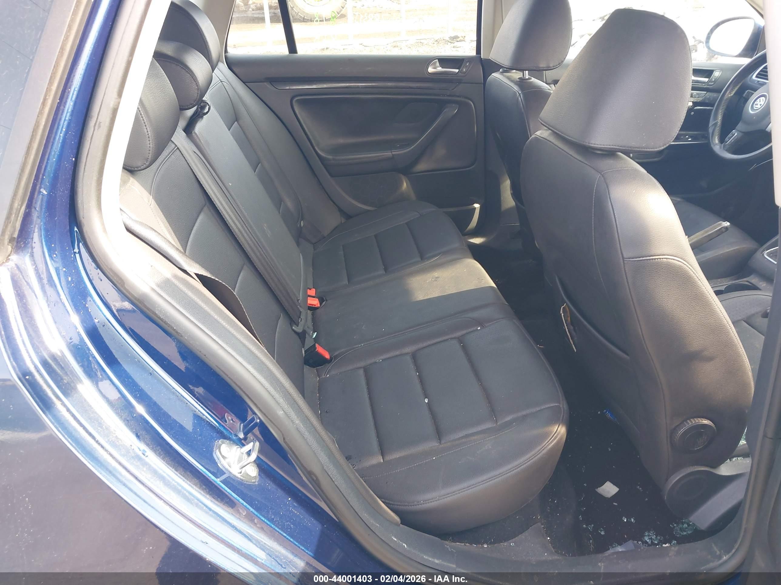 VOLKSWAGEN JETTA image 8